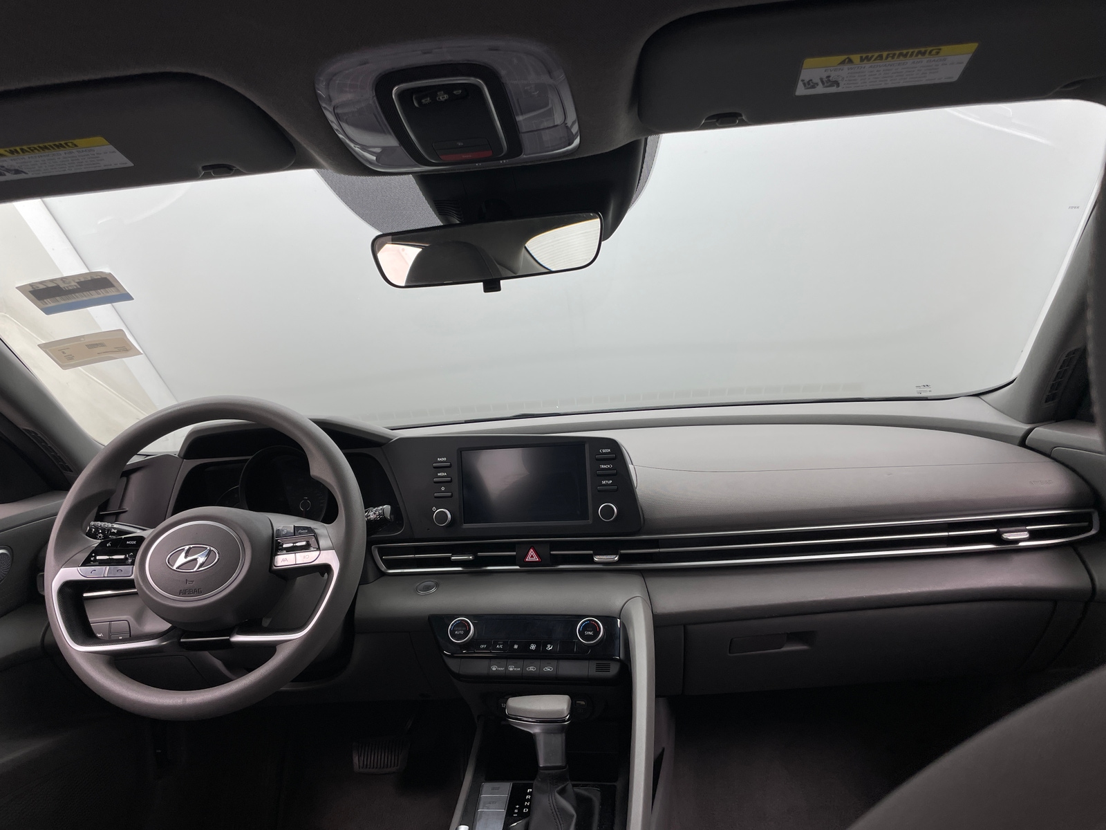 Thumbnail: 2023 Hyundai Elantra - 3