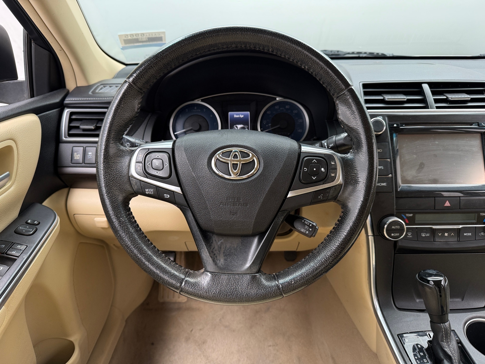 Thumbnail: 2015 Toyota Camry - 5
