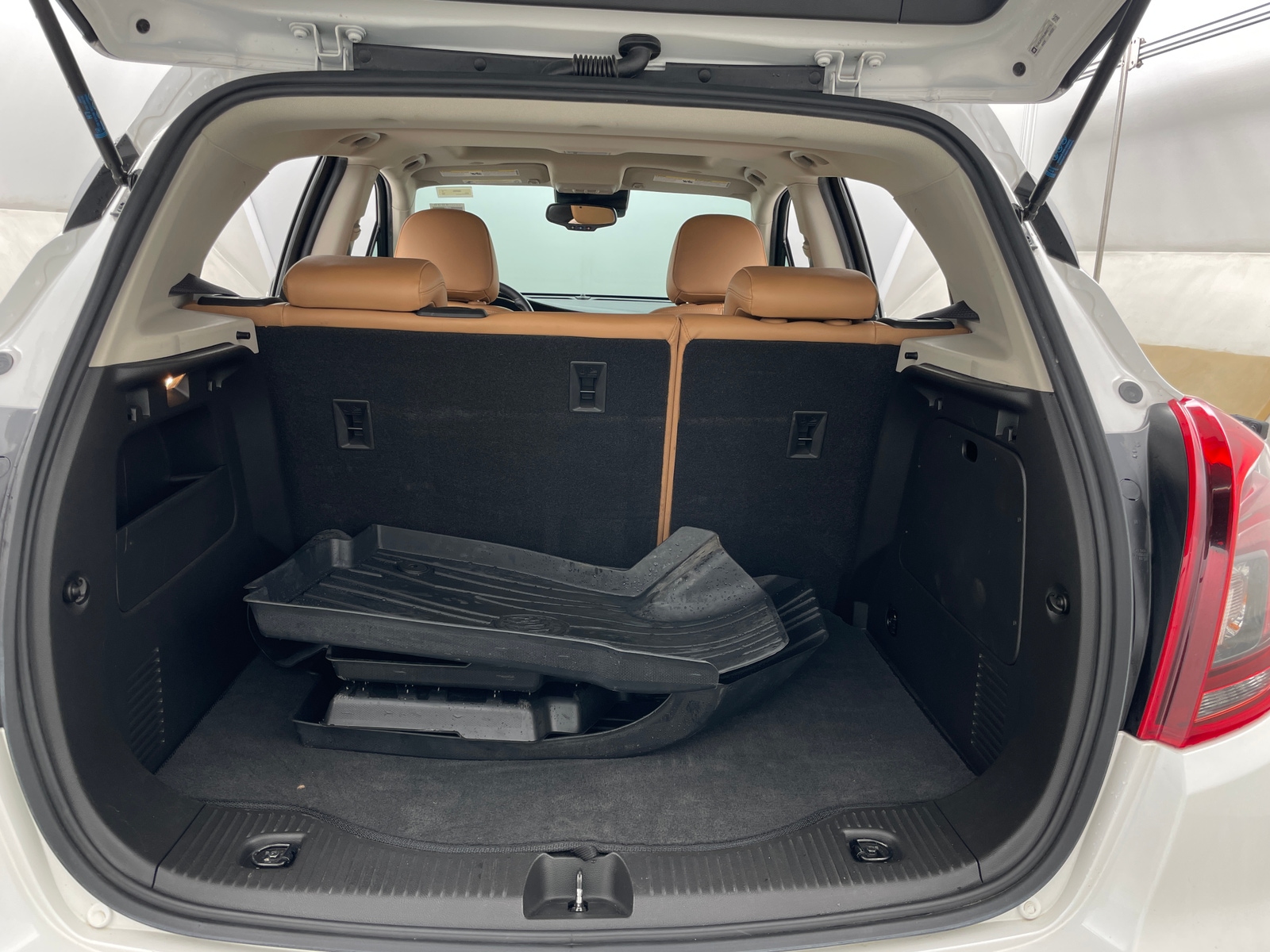 Thumbnail: 2018 Buick Encore - 6