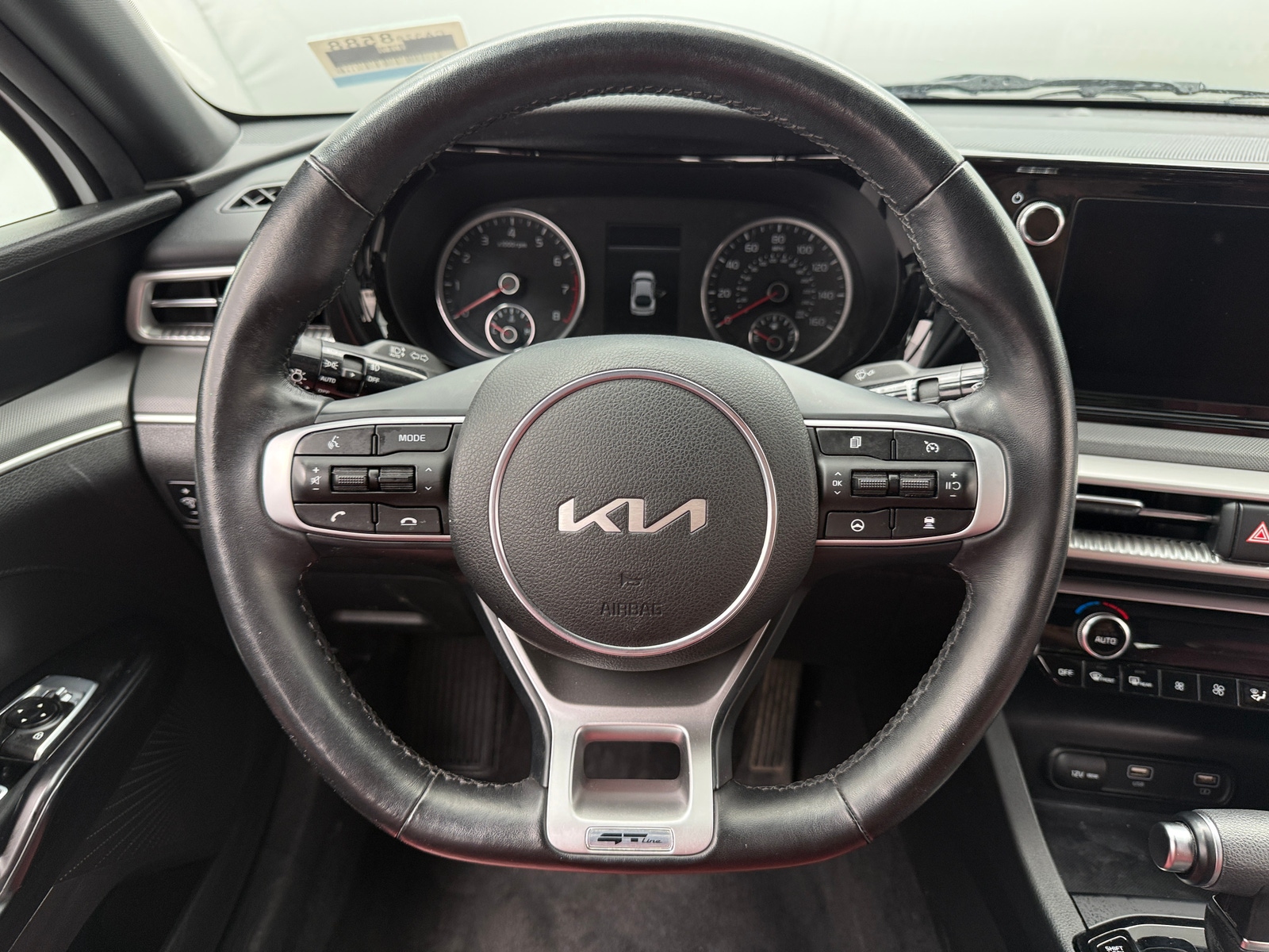 Thumbnail: 2023 Kia K5 - 4