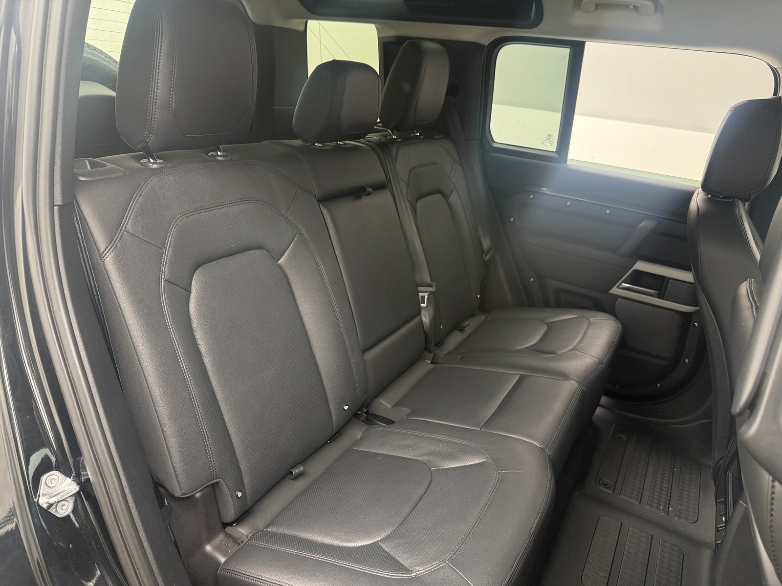 Thumbnail: 2024 Land Rover Defender - 5