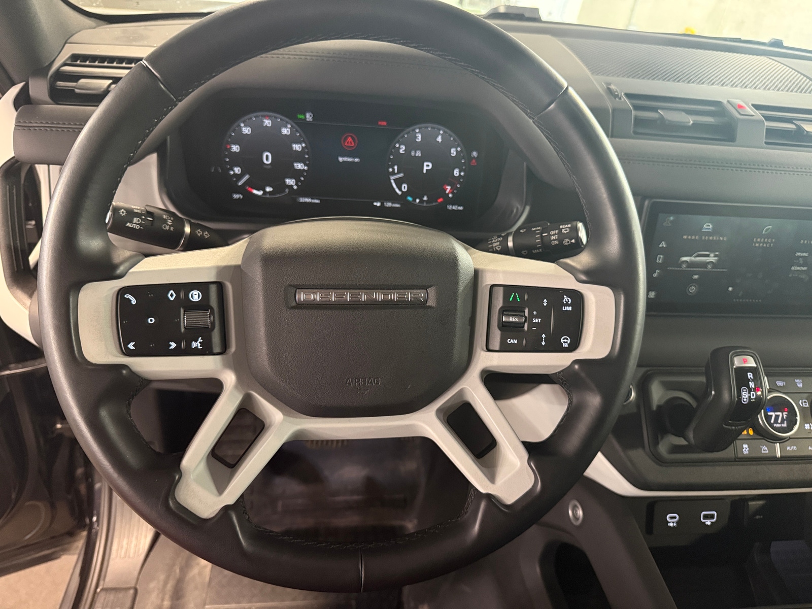 Thumbnail: 2024 Land Rover Defender - 4