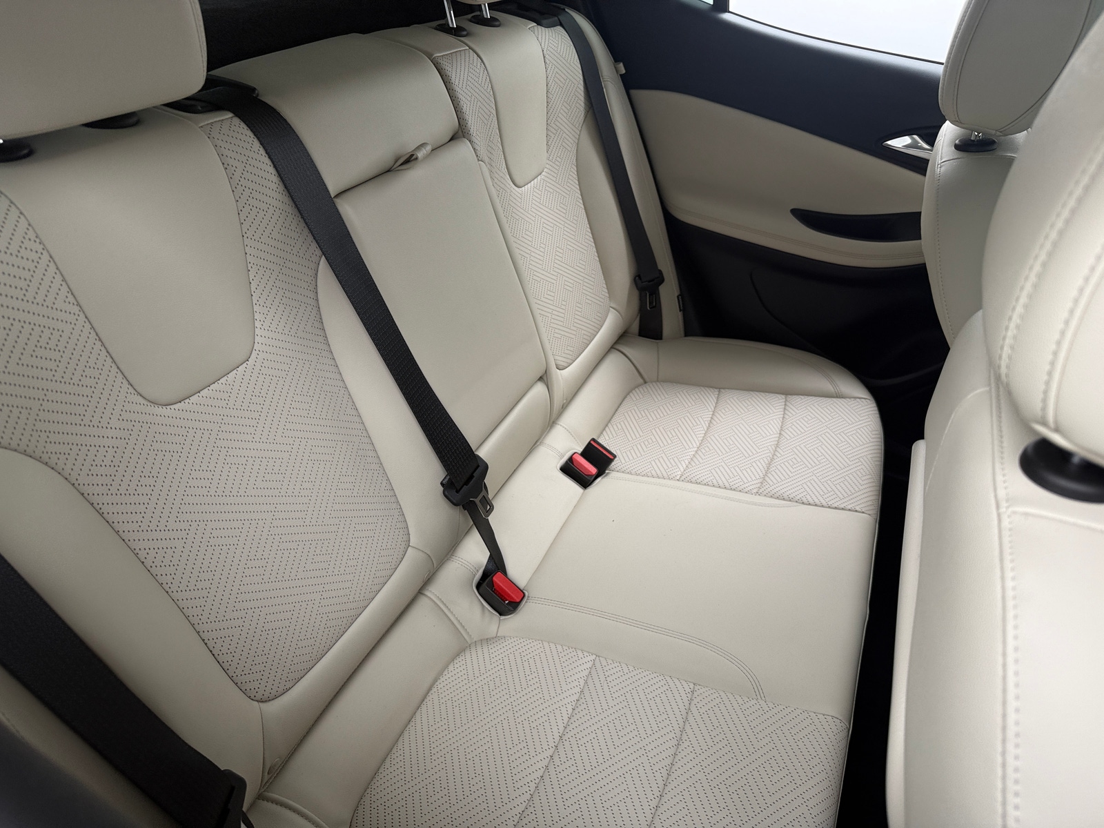 Thumbnail: 2023 Buick Encore GX - 5