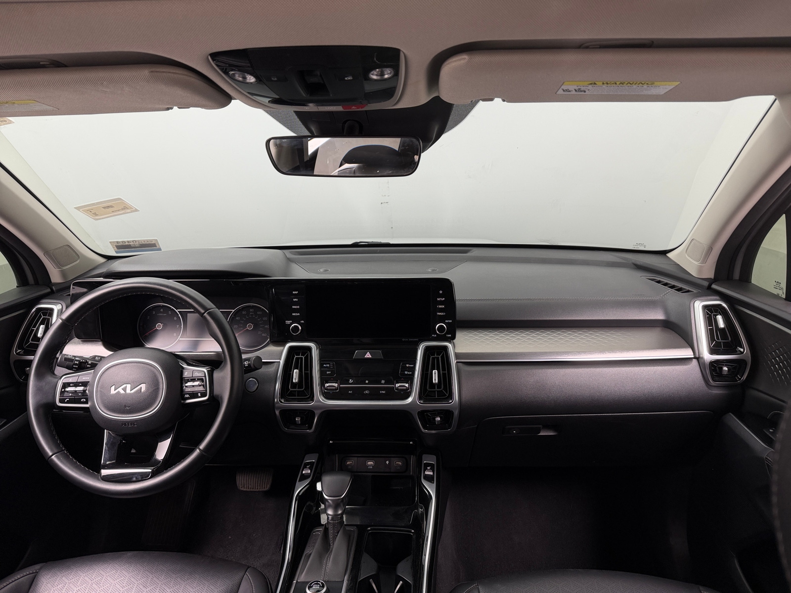 Thumbnail: 2022 Kia Sorento - 2