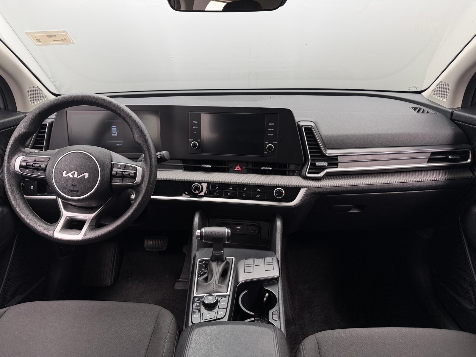 Thumbnail: 2025 Kia Sportage - 3