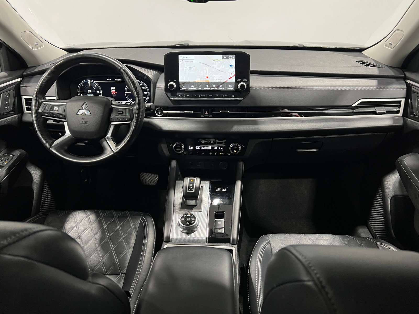 Thumbnail: 2024 Mitsubishi Outlander - 2