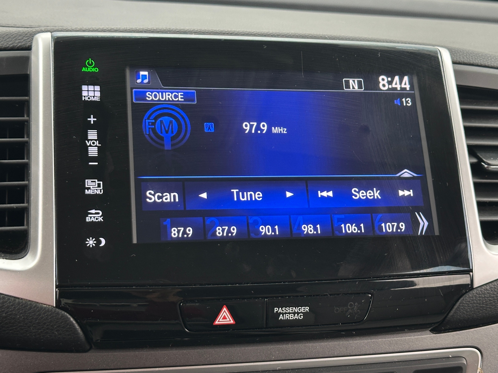 Thumbnail: 2016 Honda Pilot - 4