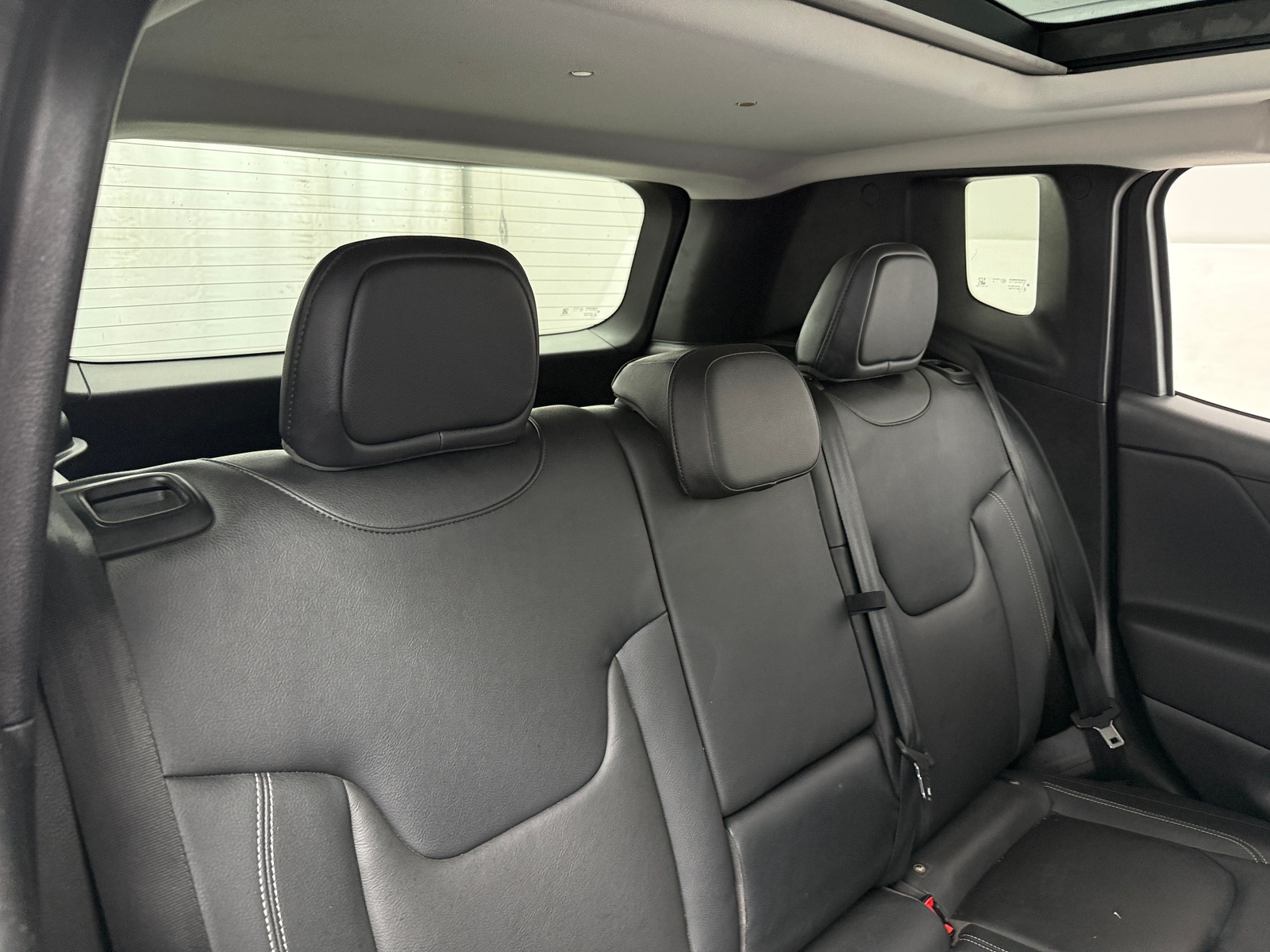 Thumbnail: 2018 Jeep Renegade - 5