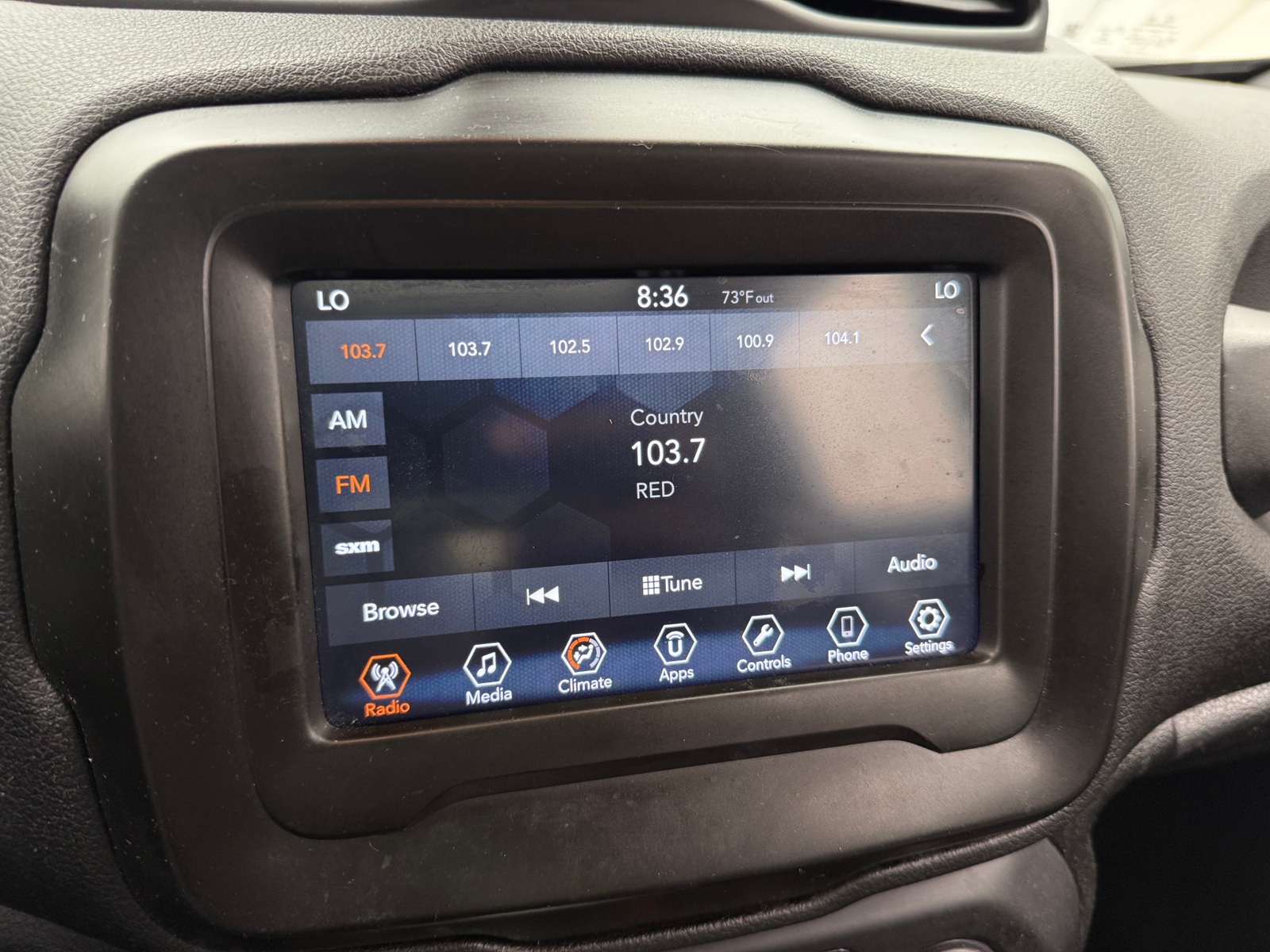 Thumbnail: 2018 Jeep Renegade - 3