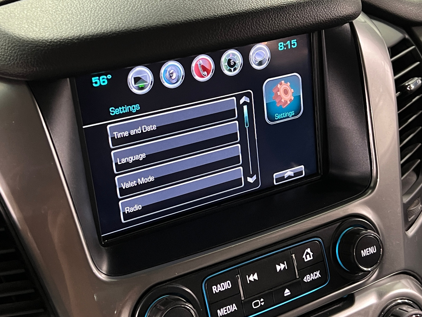 Thumbnail: 2016 Chevrolet Tahoe - 3