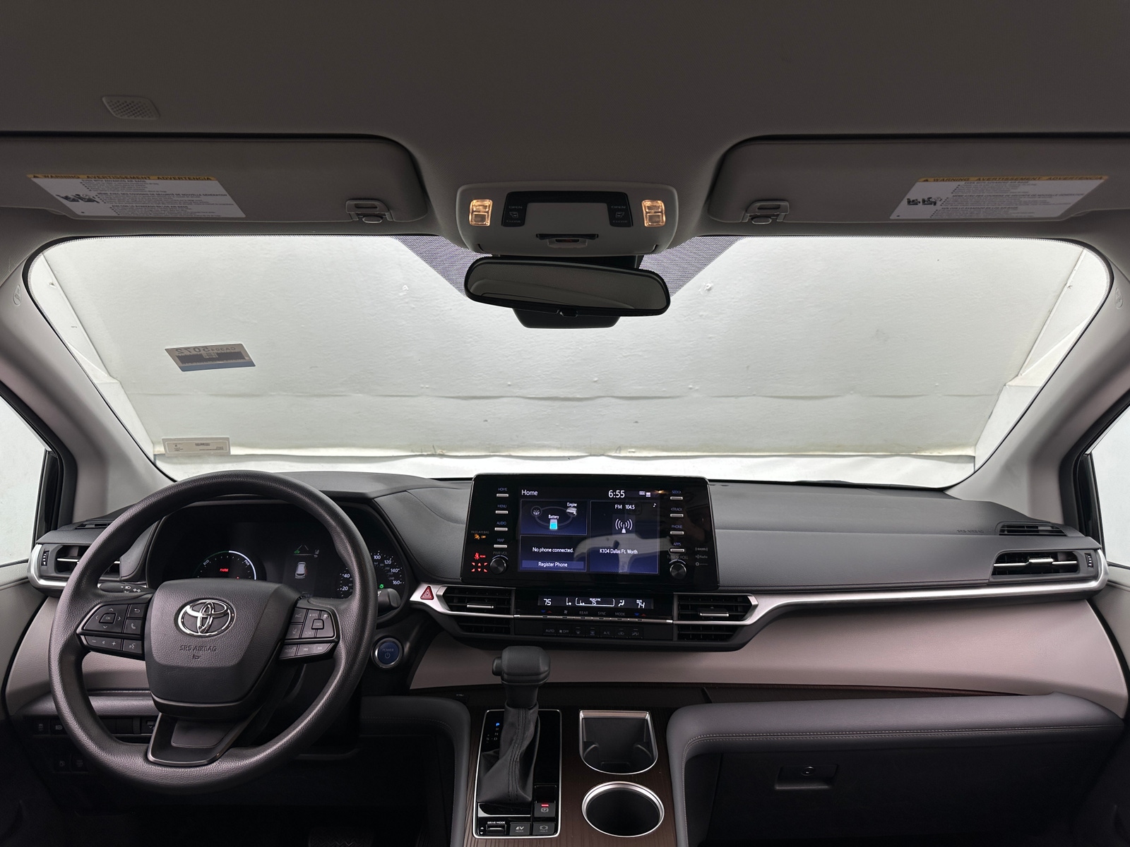 Thumbnail: 2024 Toyota Sienna - 3