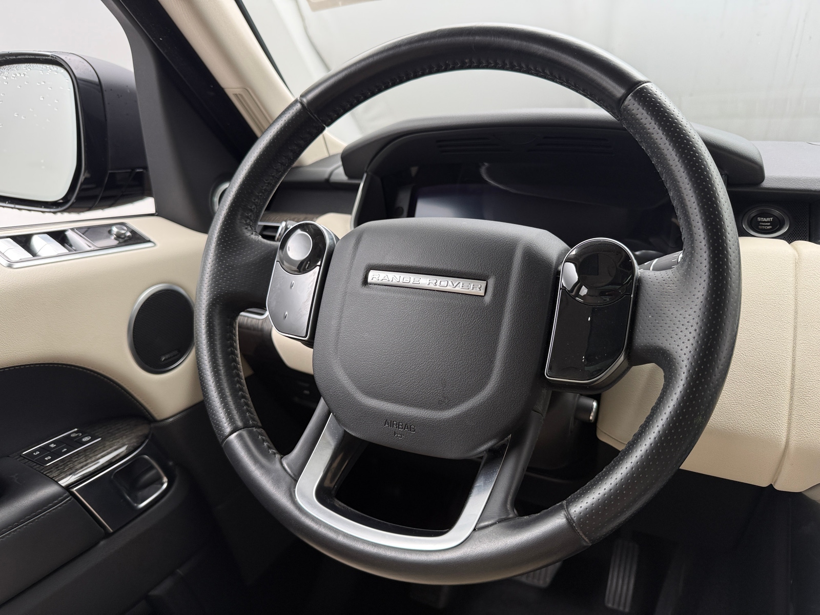 Thumbnail: 2019 Land Rover Range Rover Sport - 4