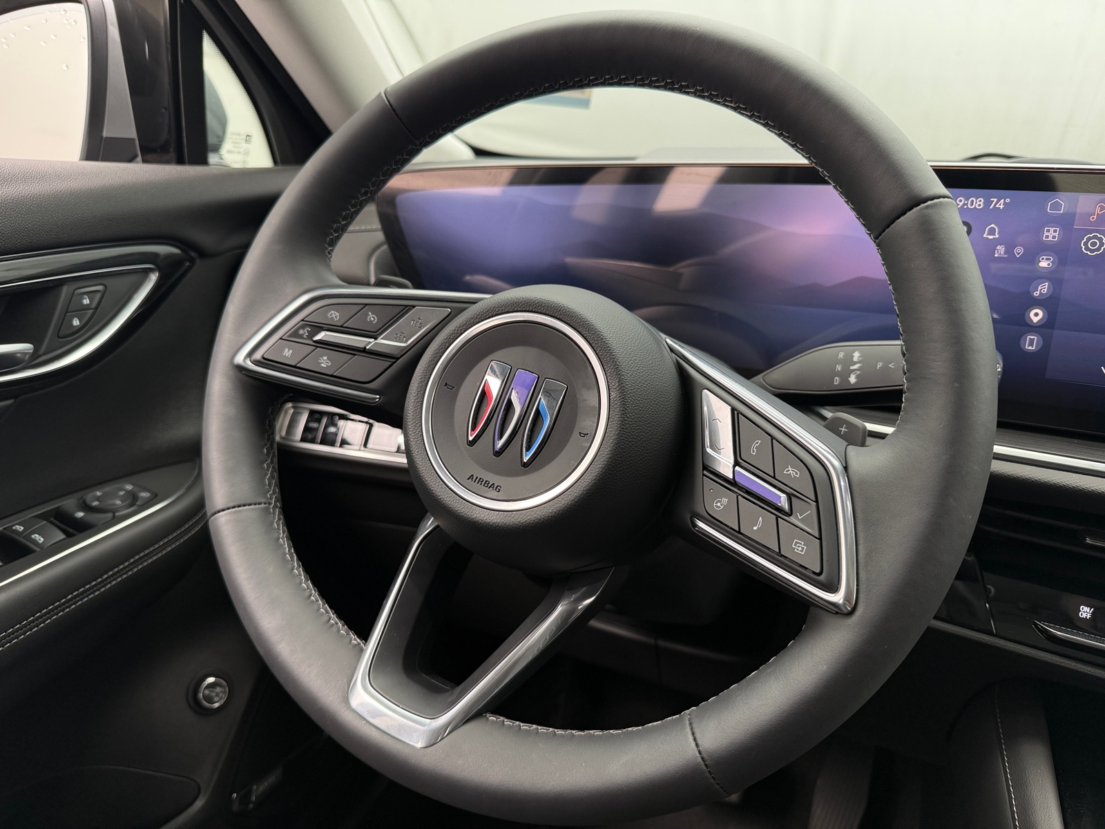 Thumbnail: 2026 Buick Envision - 4