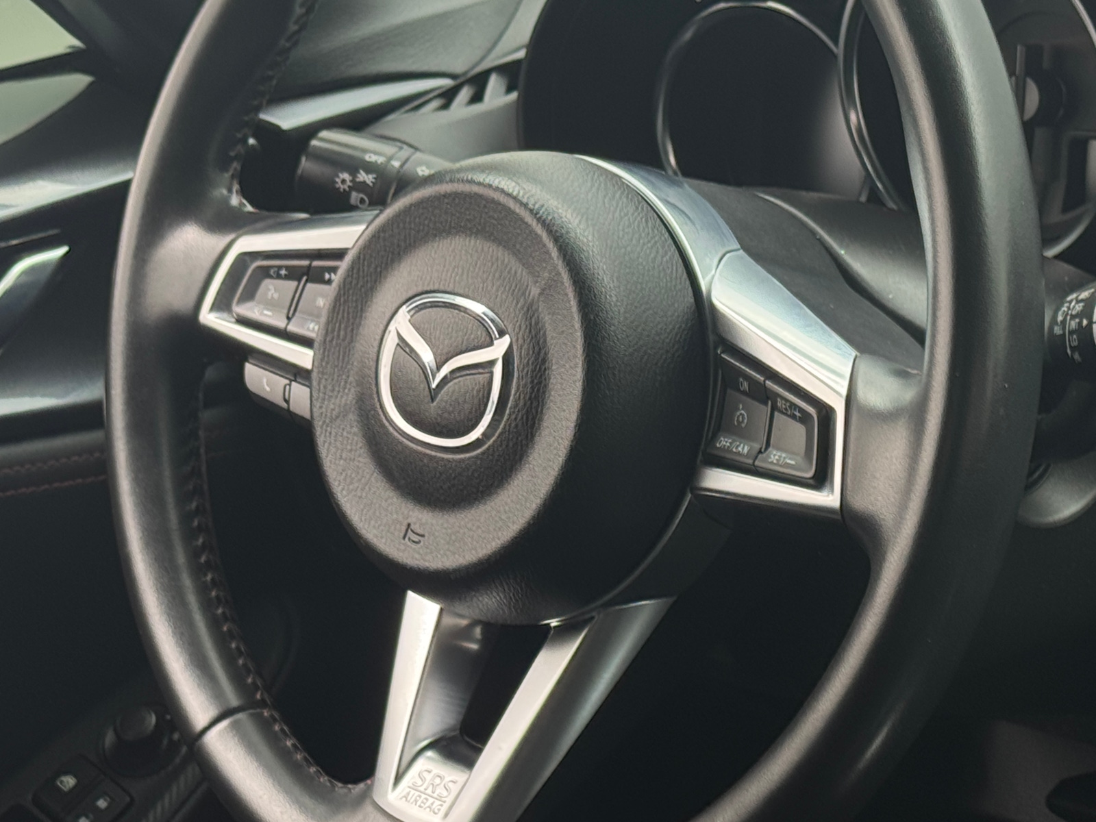 Thumbnail: 2017 Mazda MX-5 Miata - 5