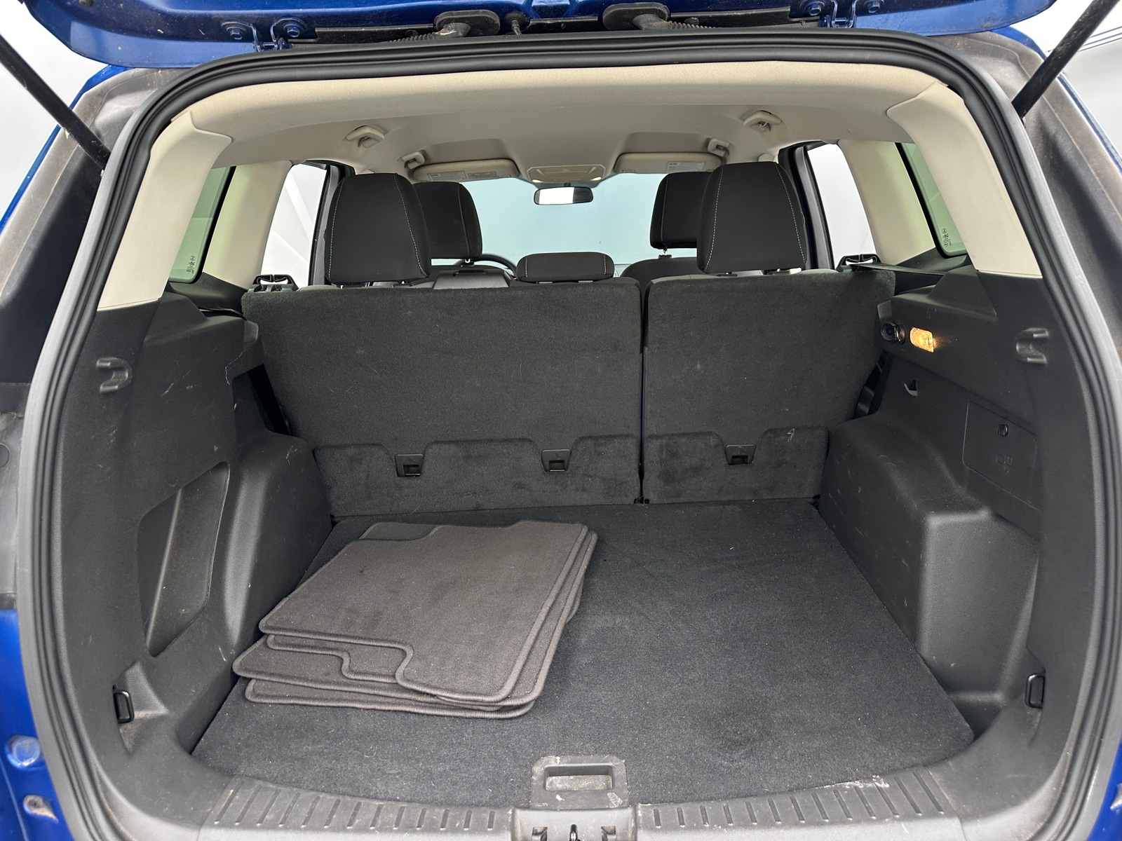 Thumbnail: 2017 Ford Escape - 7
