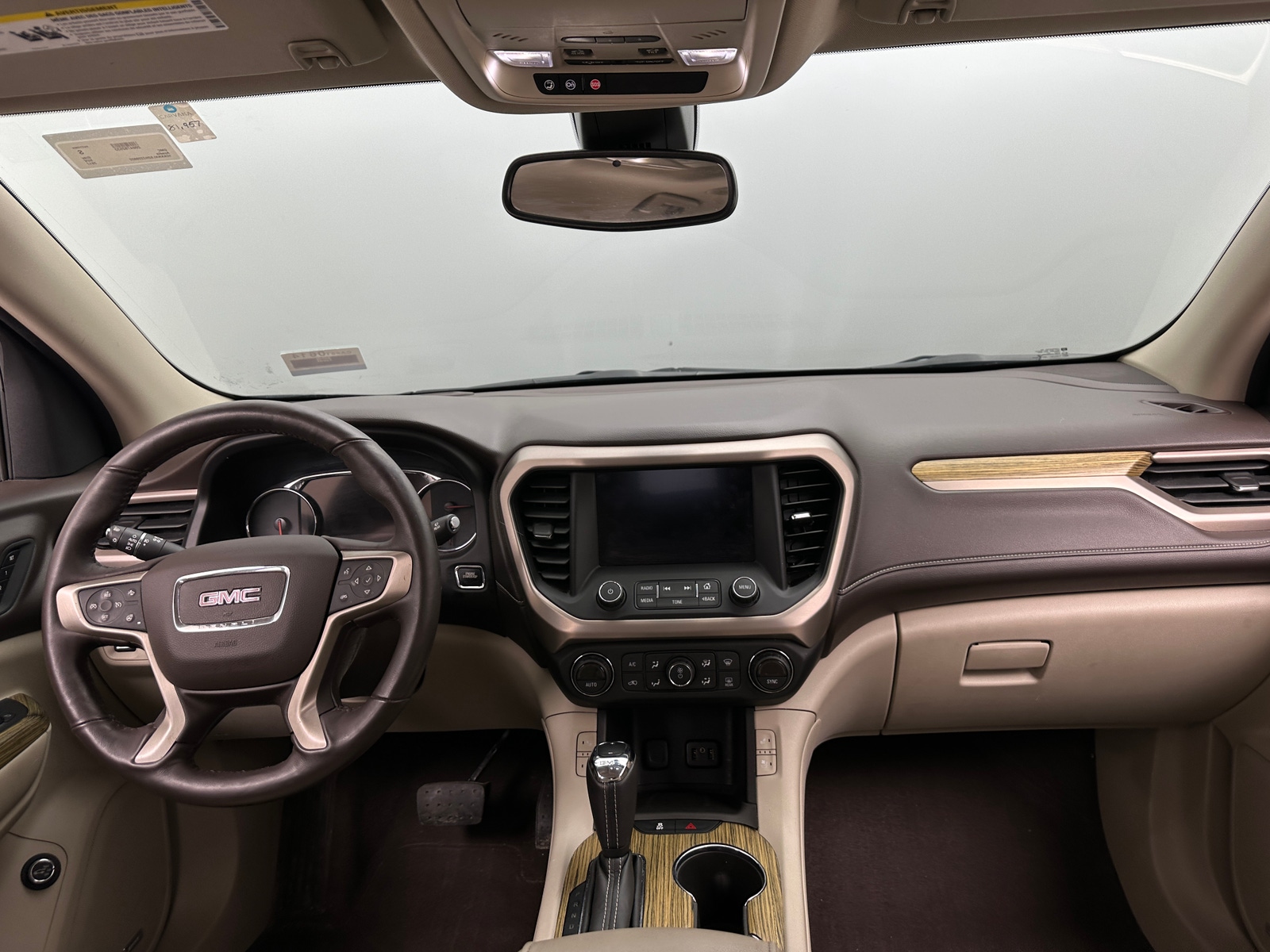 Thumbnail: 2017 GMC Acadia - 2