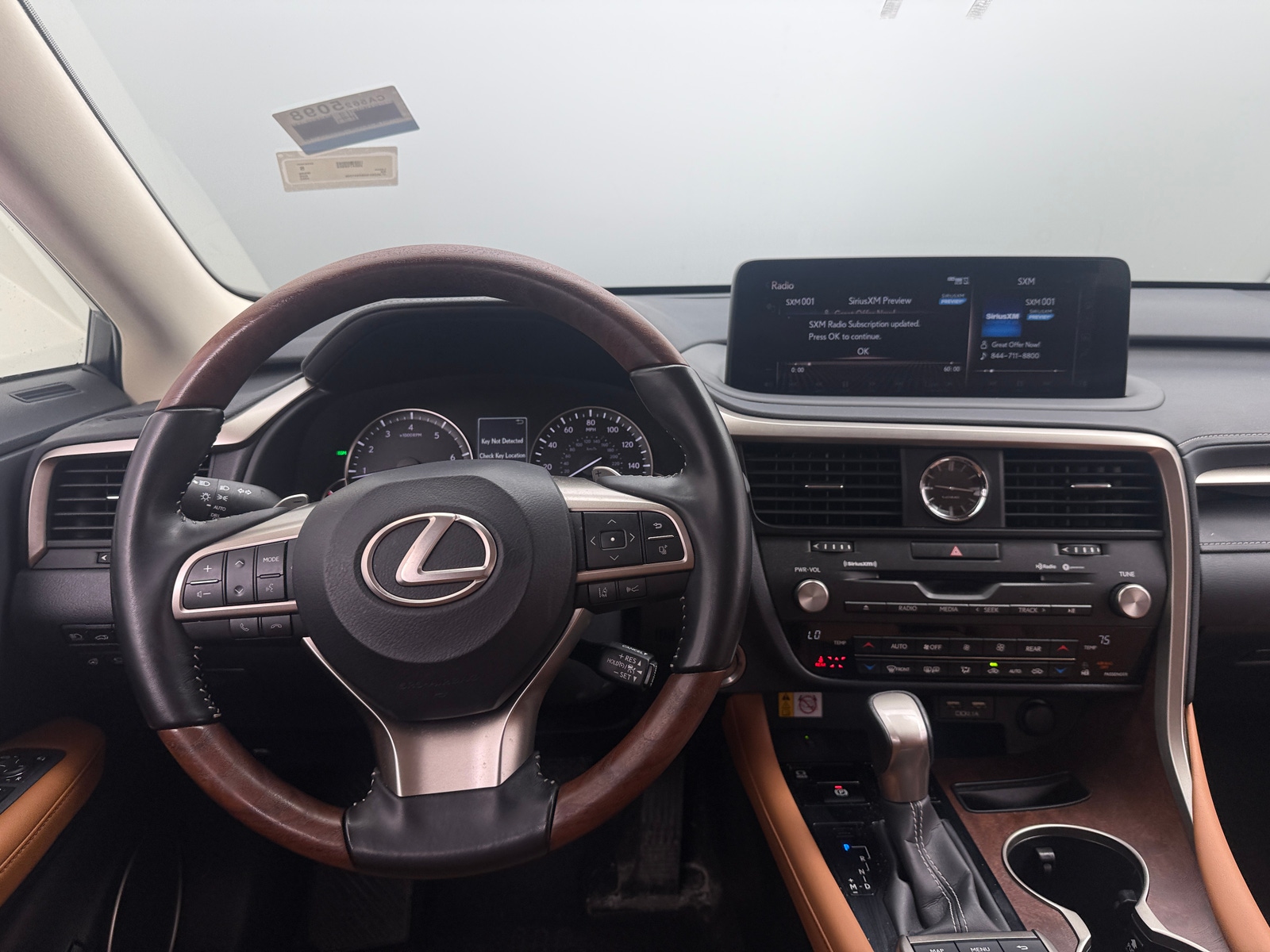 Thumbnail: 2022 Lexus RX - 4
