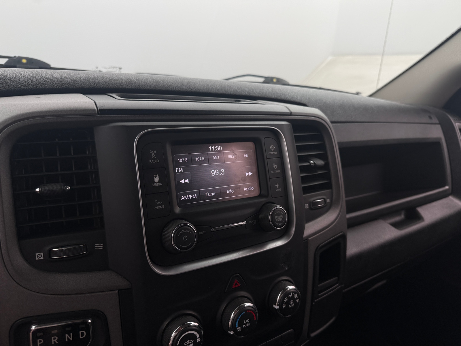 Thumbnail: 2022 RAM 1500 Classic - 4