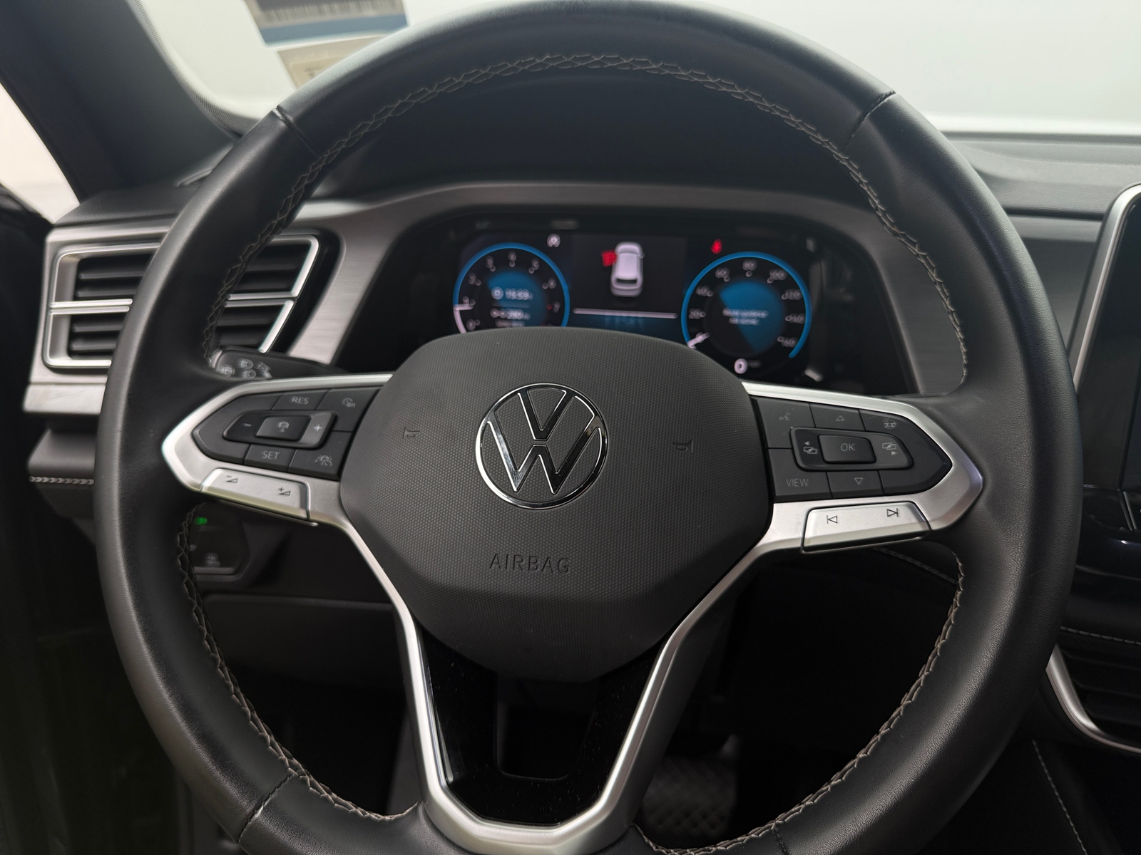 Thumbnail: 2025 Volkswagen Atlas - 4