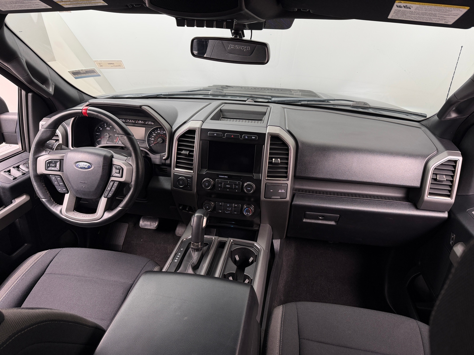 Thumbnail: 2019 Ford Econoline - 3