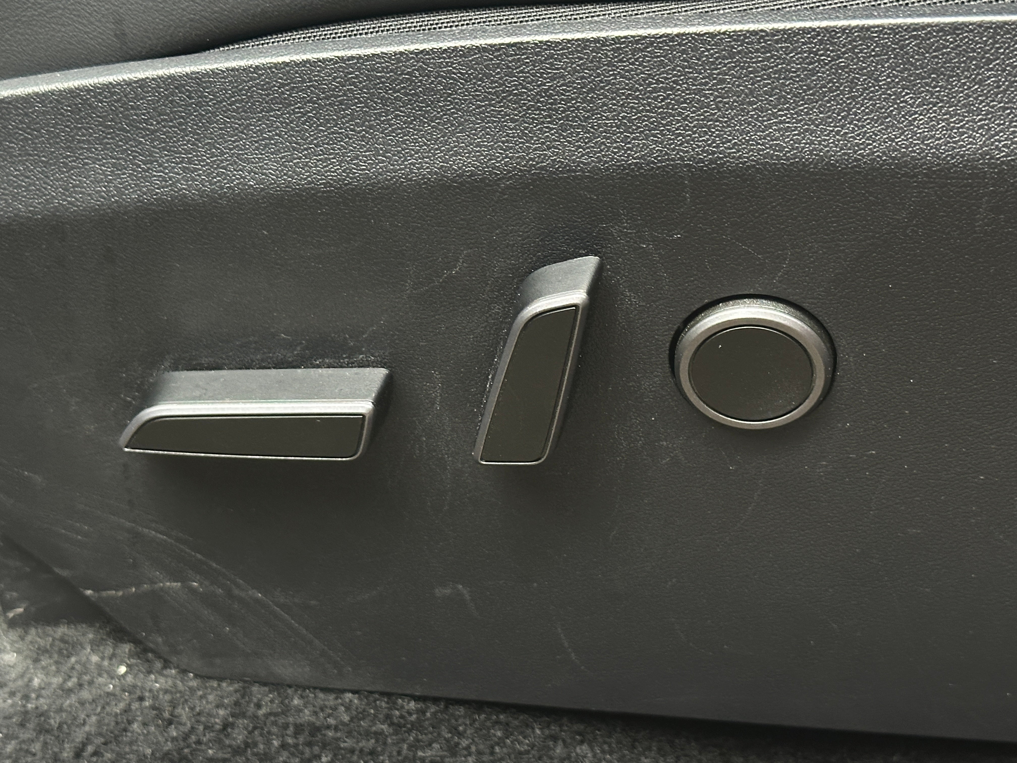 2023 Tesla Model Y Performance - Photo 14