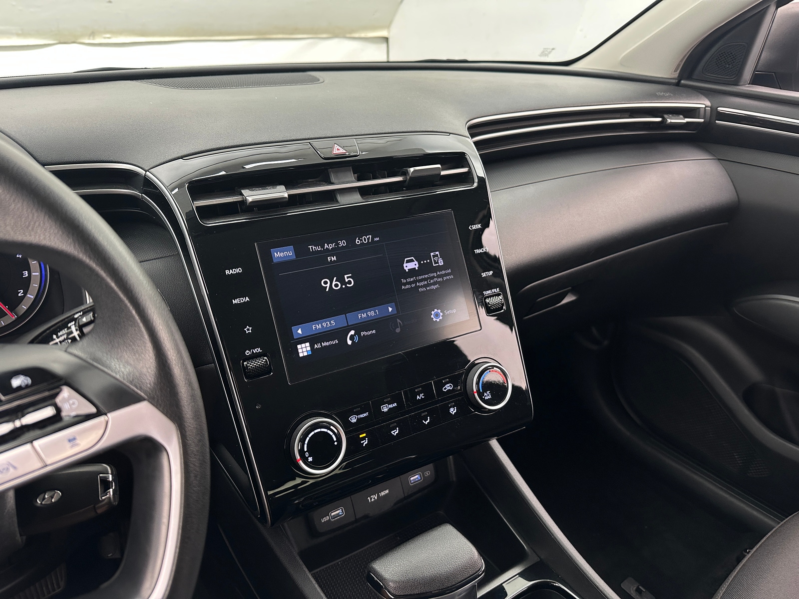 Thumbnail: 2023 Hyundai Tucson - 4