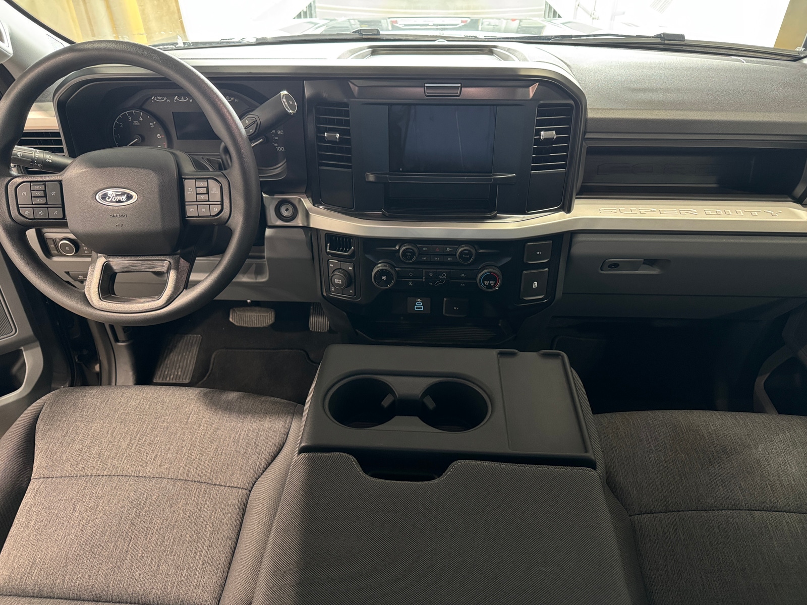 Thumbnail: 2025 Ford Econoline - 3