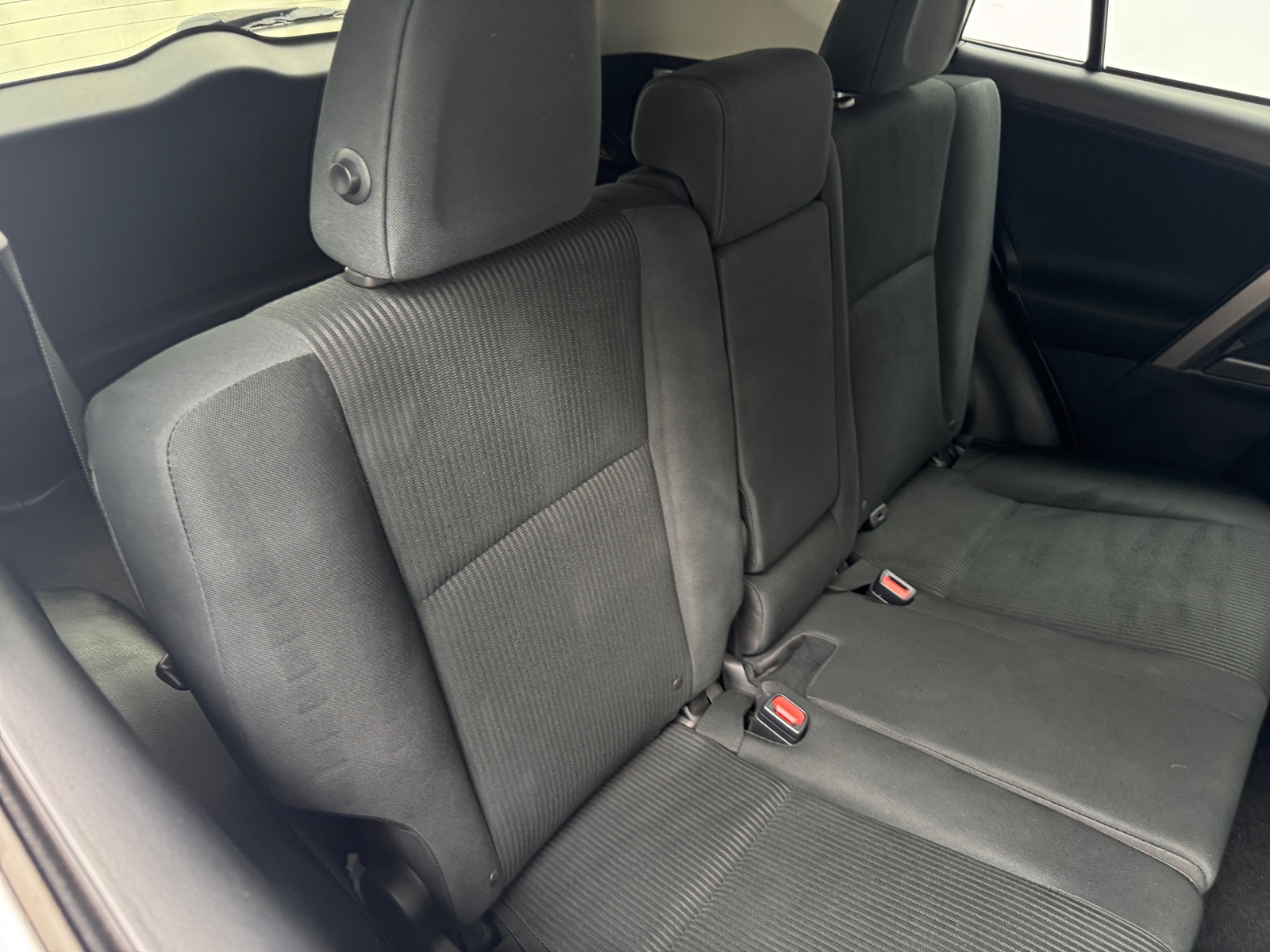 Thumbnail: 2018 Toyota RAV4 - 6