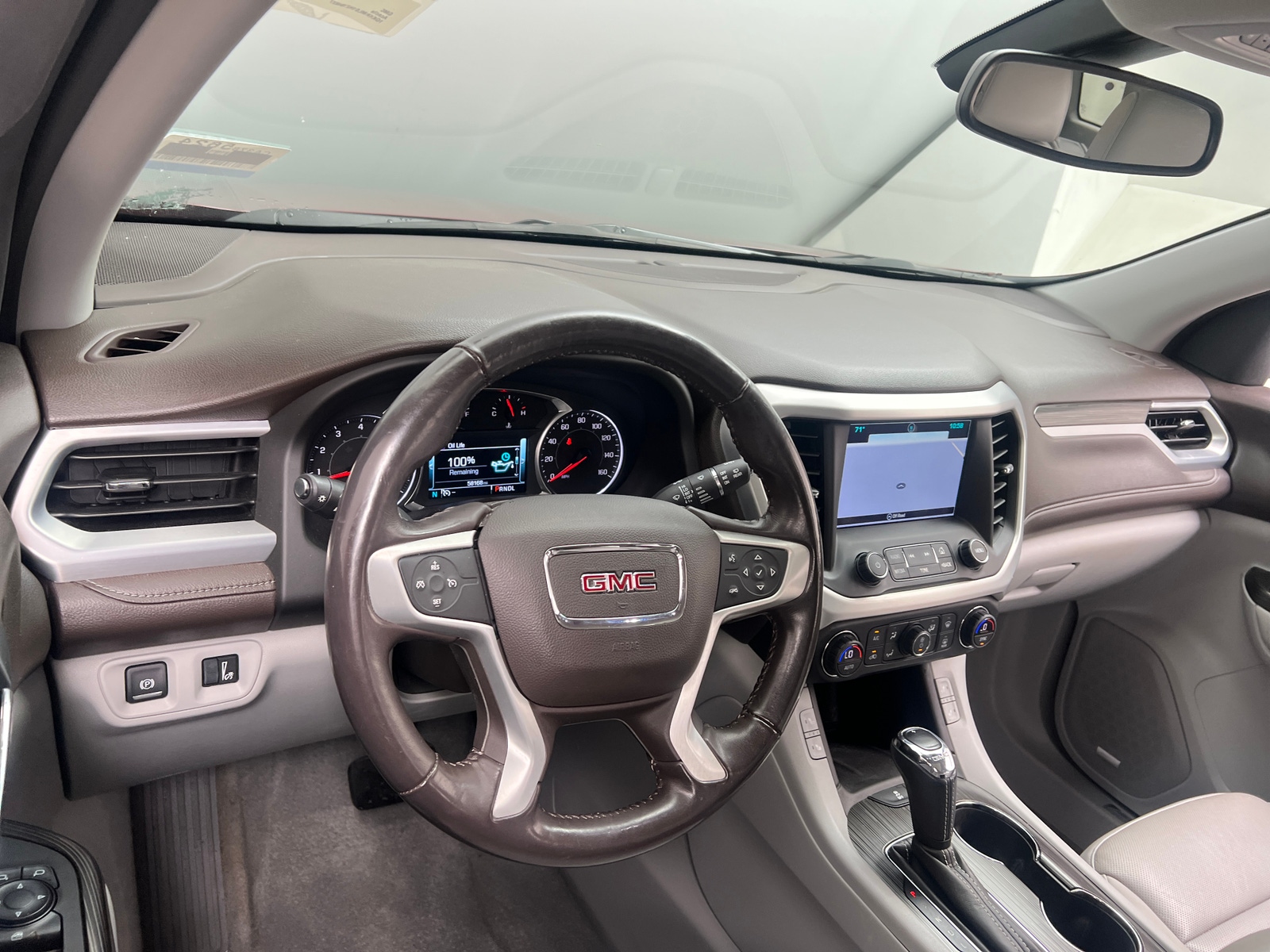 Thumbnail: 2017 GMC Acadia - 2