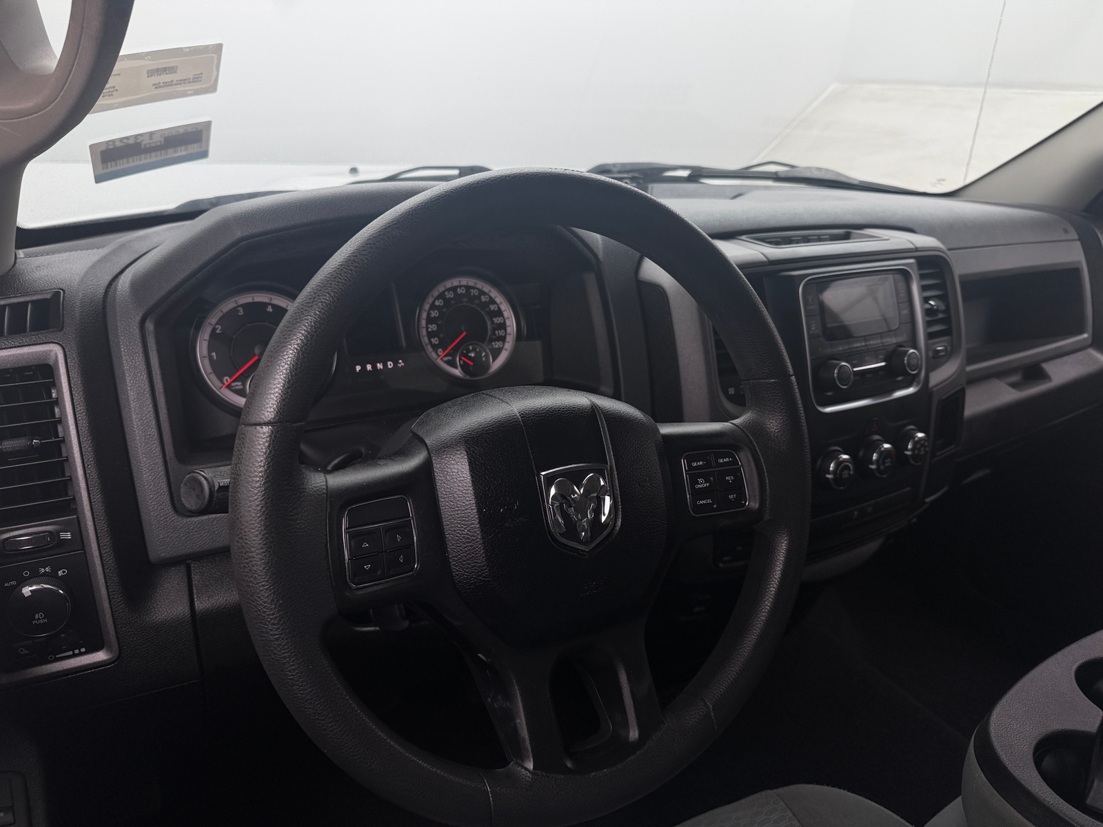 Thumbnail: 2019 RAM 1500 Classic - 4