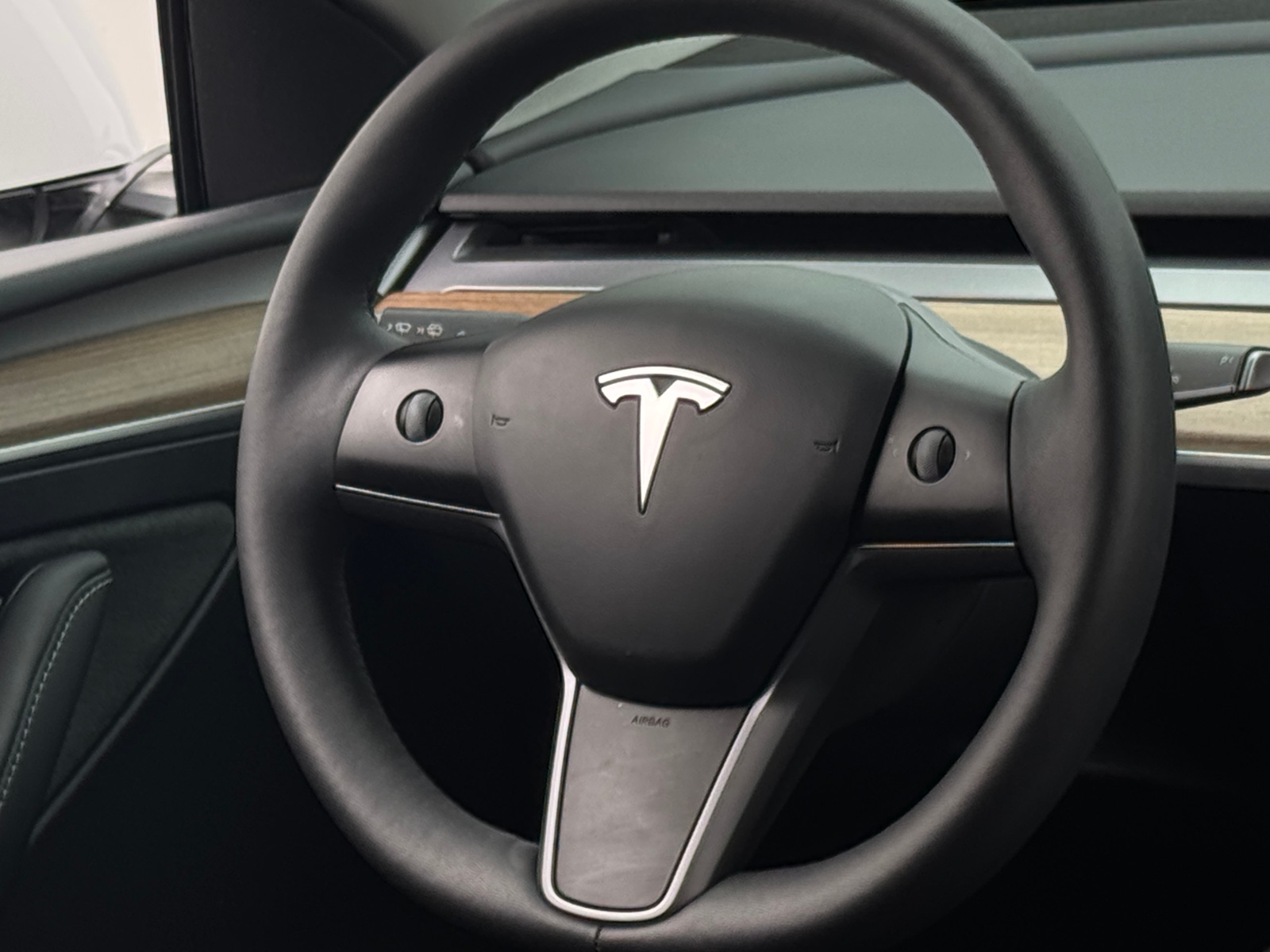 Thumbnail: 2024 Tesla Model Y - 4