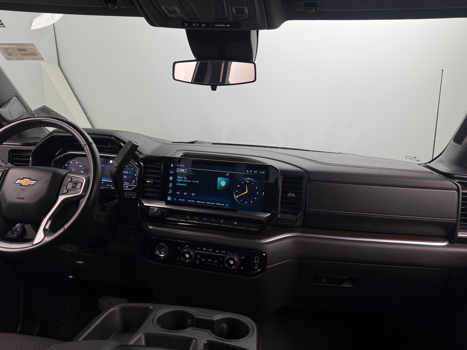 Thumbnail: 2023 Chevrolet Silverado 1500 - 3