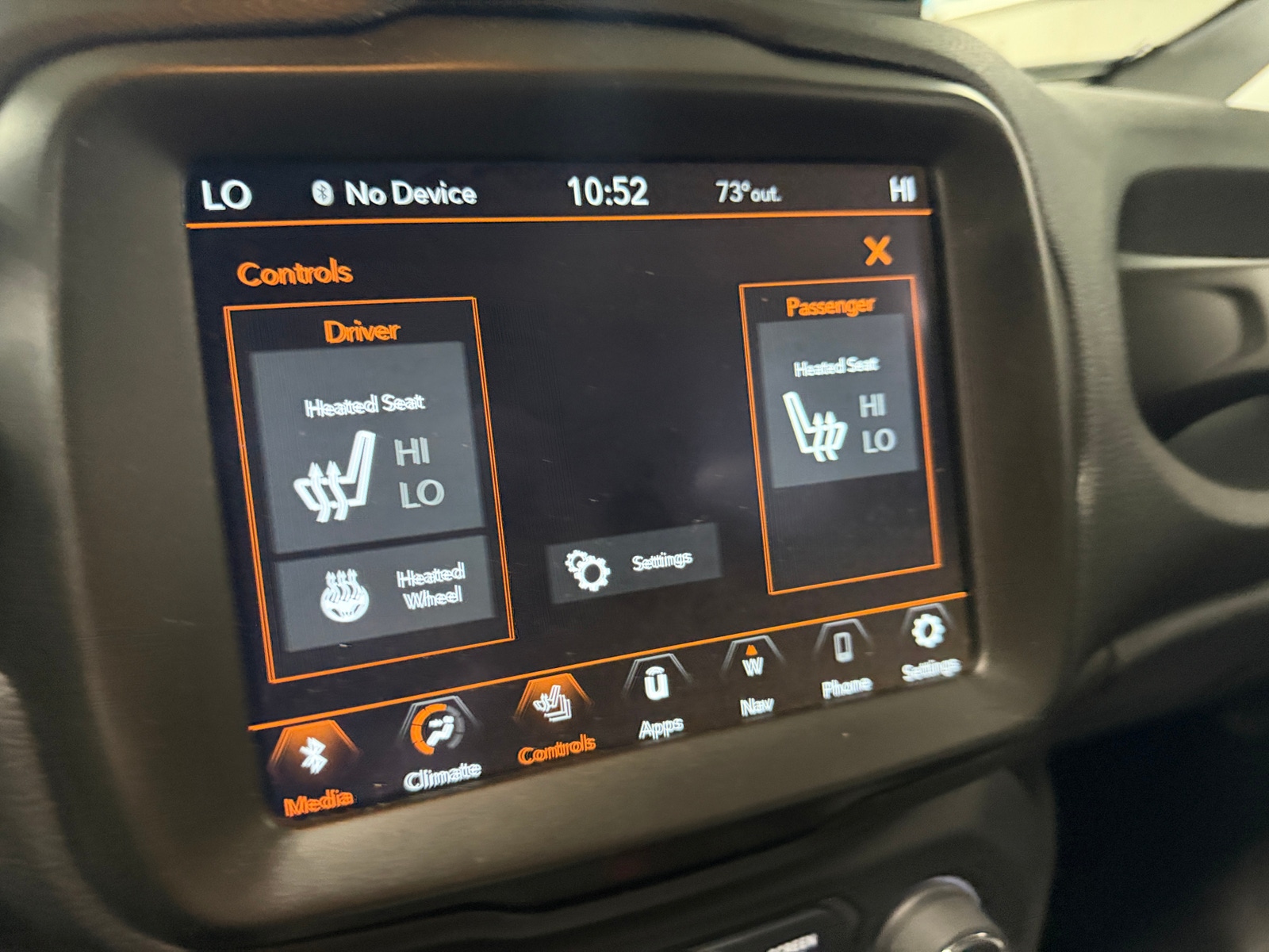 Thumbnail: 2021 Jeep Renegade - 3