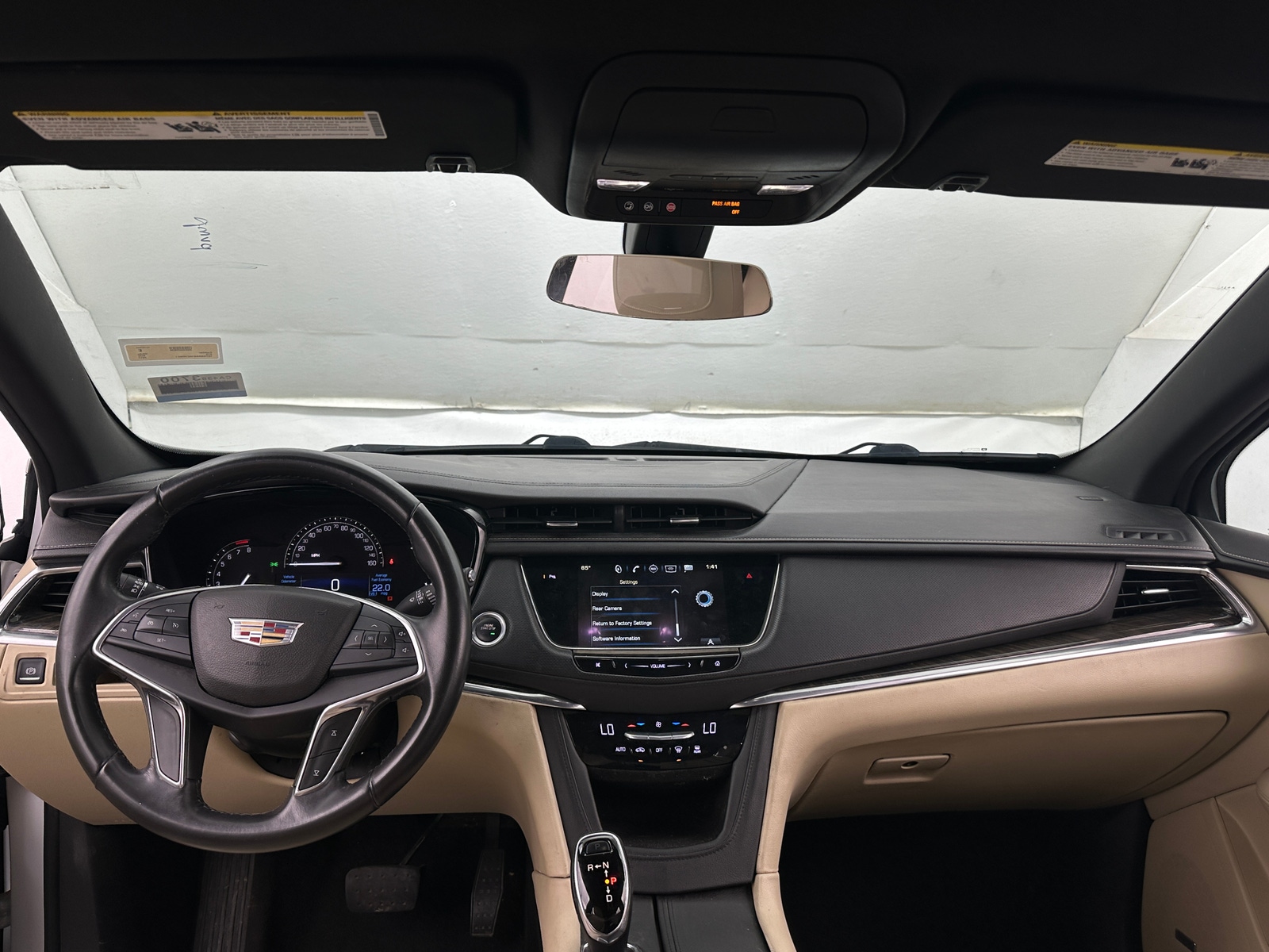 Thumbnail: 2017 Cadillac XT5 - 2