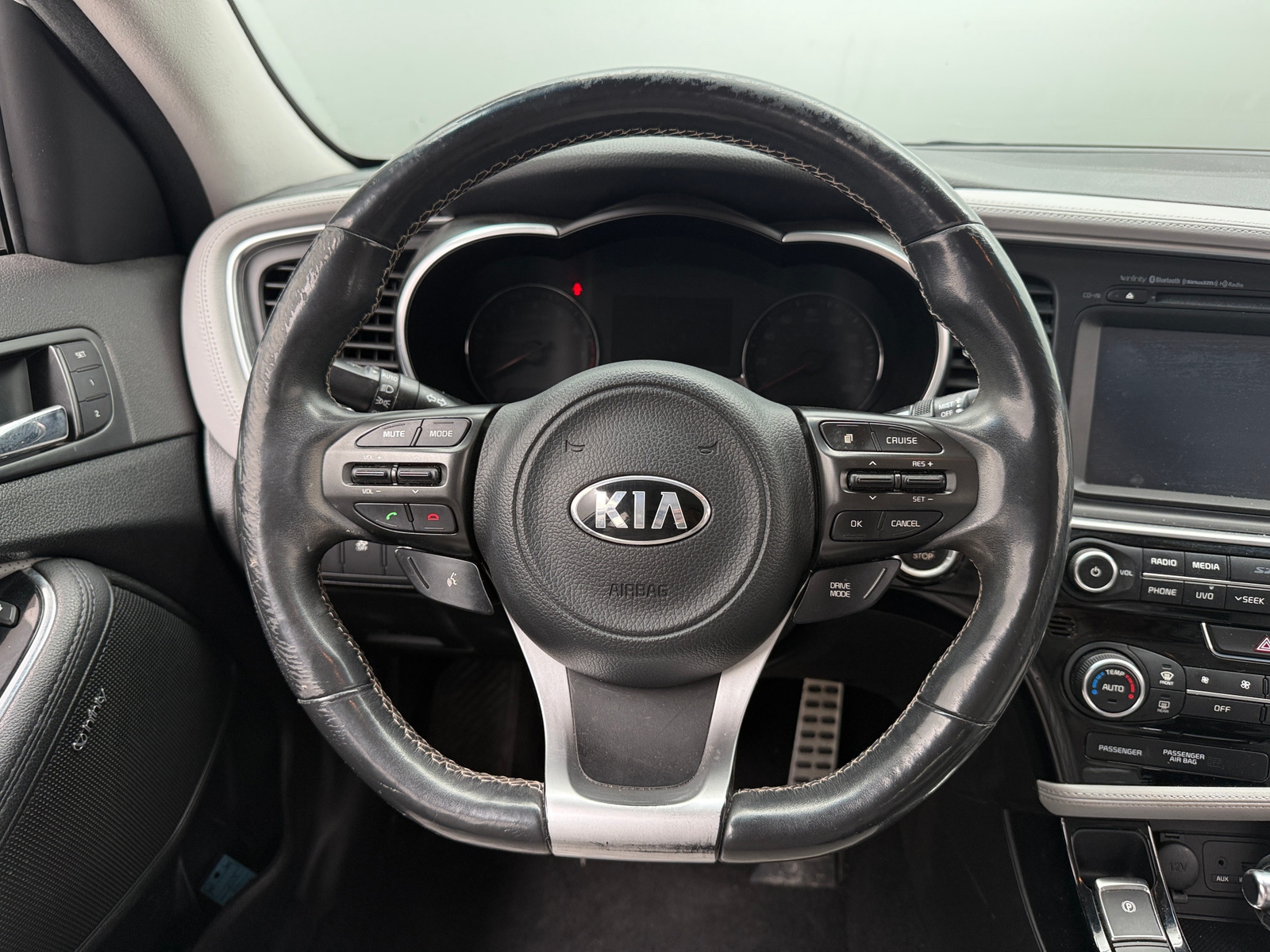 Thumbnail: 2015 Kia Optima - 4