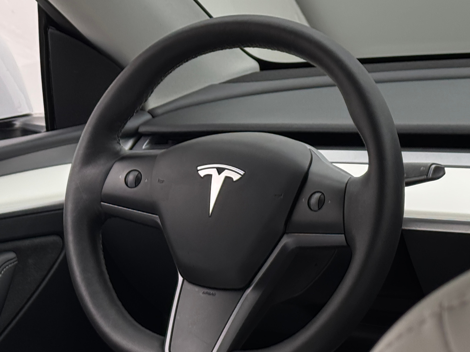 Thumbnail: 2023 Tesla Model Y - 4