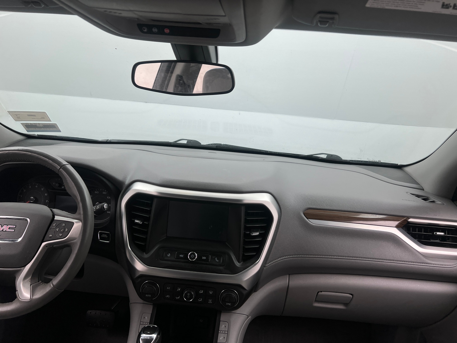 Thumbnail: 2018 GMC Acadia - 3