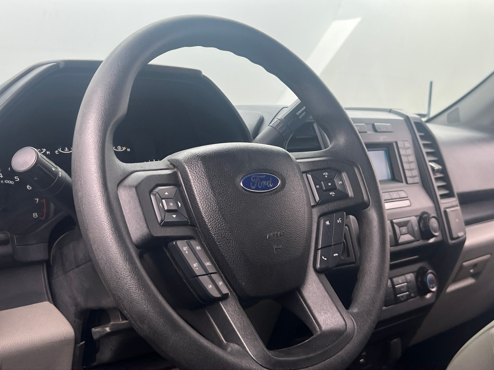 Thumbnail: 2016 Ford Econoline - 4