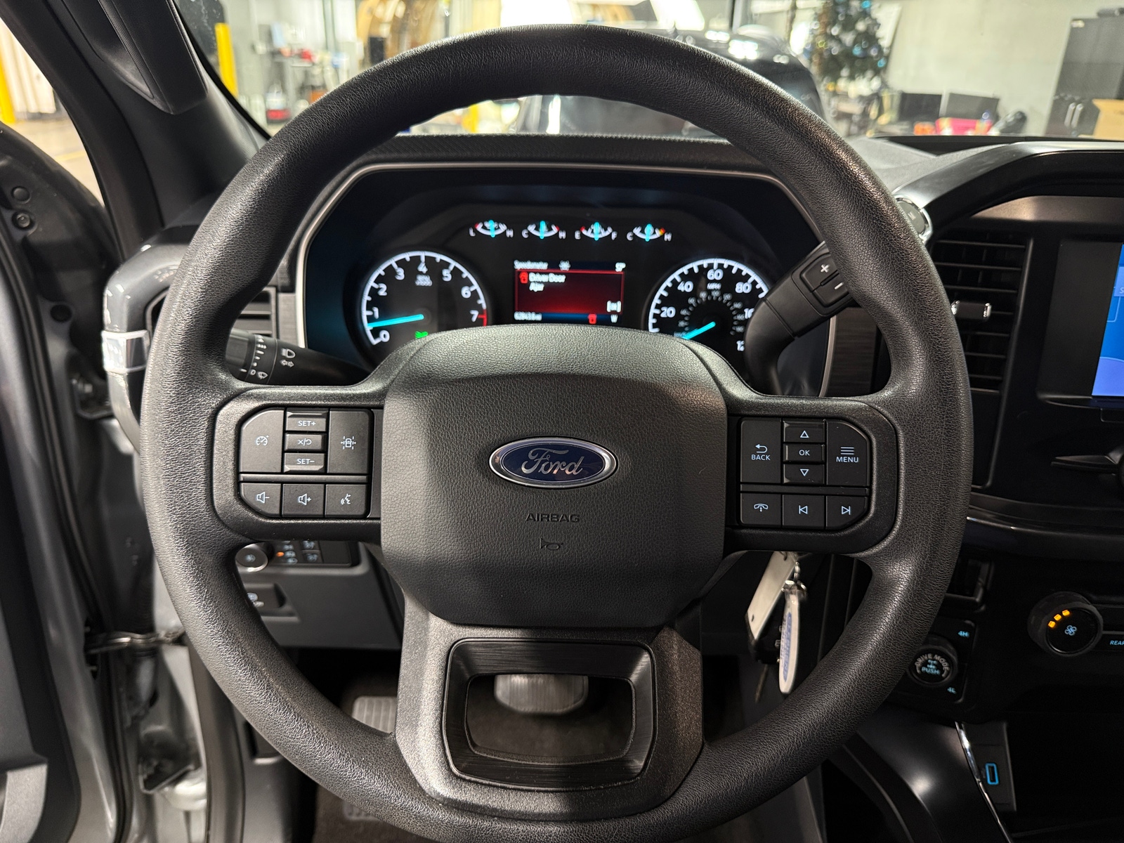 Thumbnail: 2022 Ford Econoline - 5