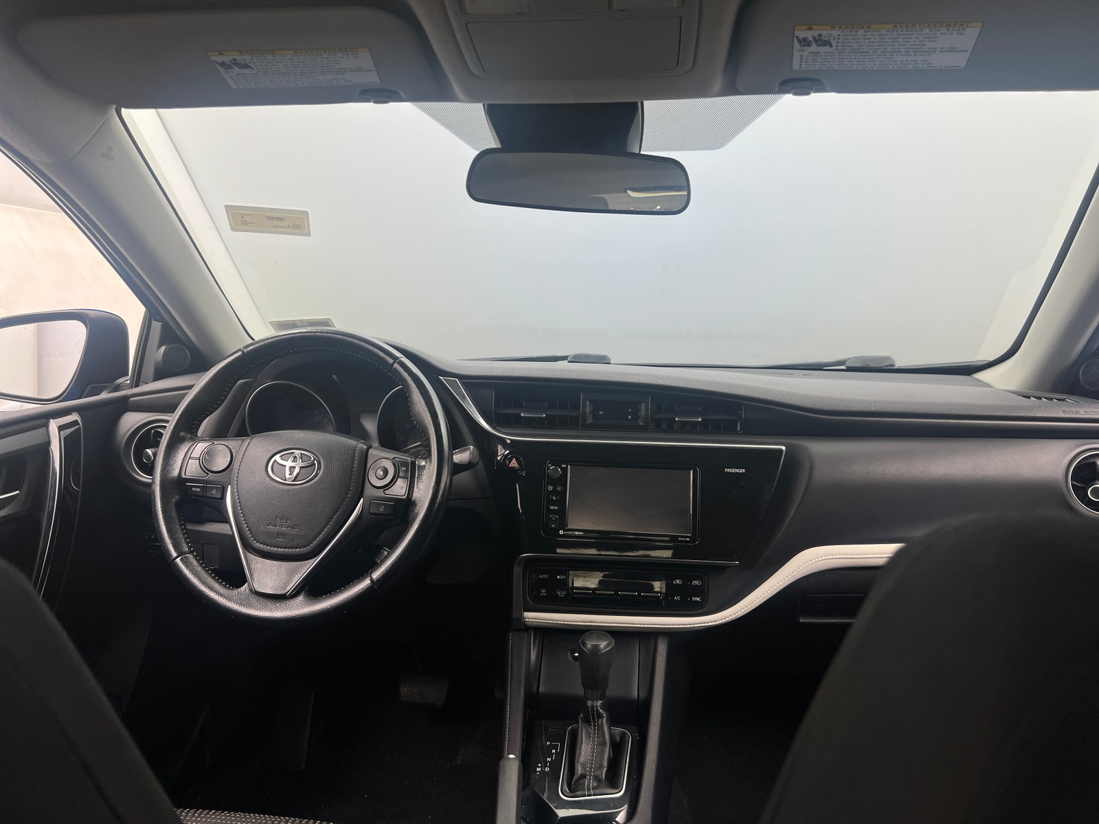 Thumbnail: 2018 Toyota Corolla iM - 3