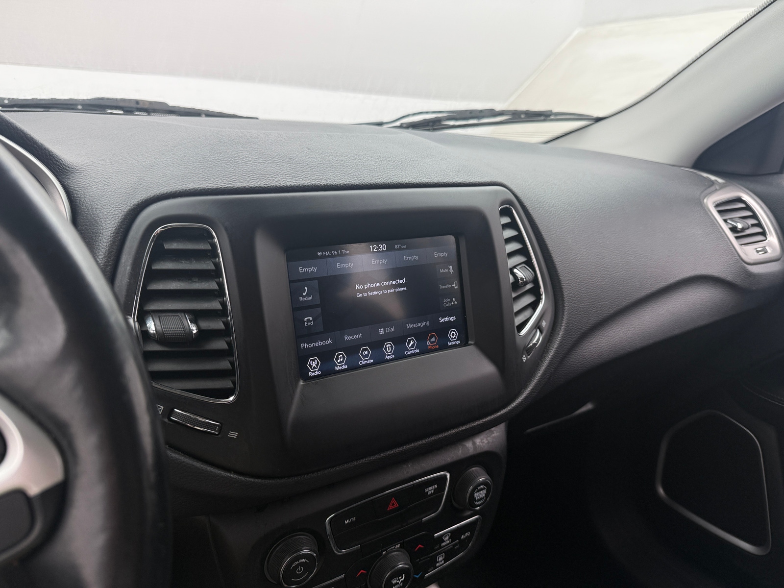 Thumbnail: 2018 Jeep Compass - 4