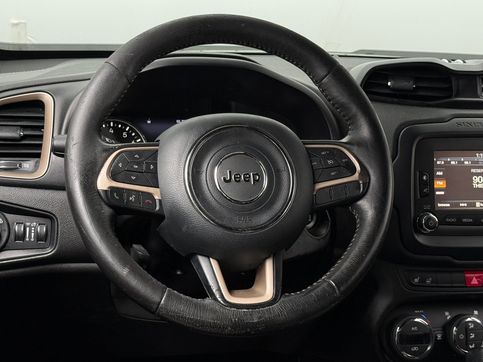 Thumbnail: 2017 Jeep Renegade - 4