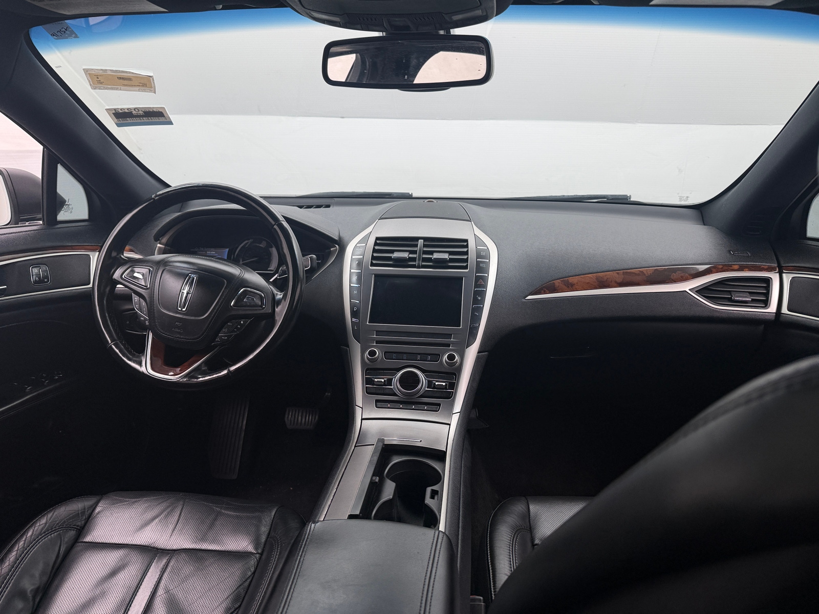 Thumbnail: 2017 Lincoln MKZ - 2