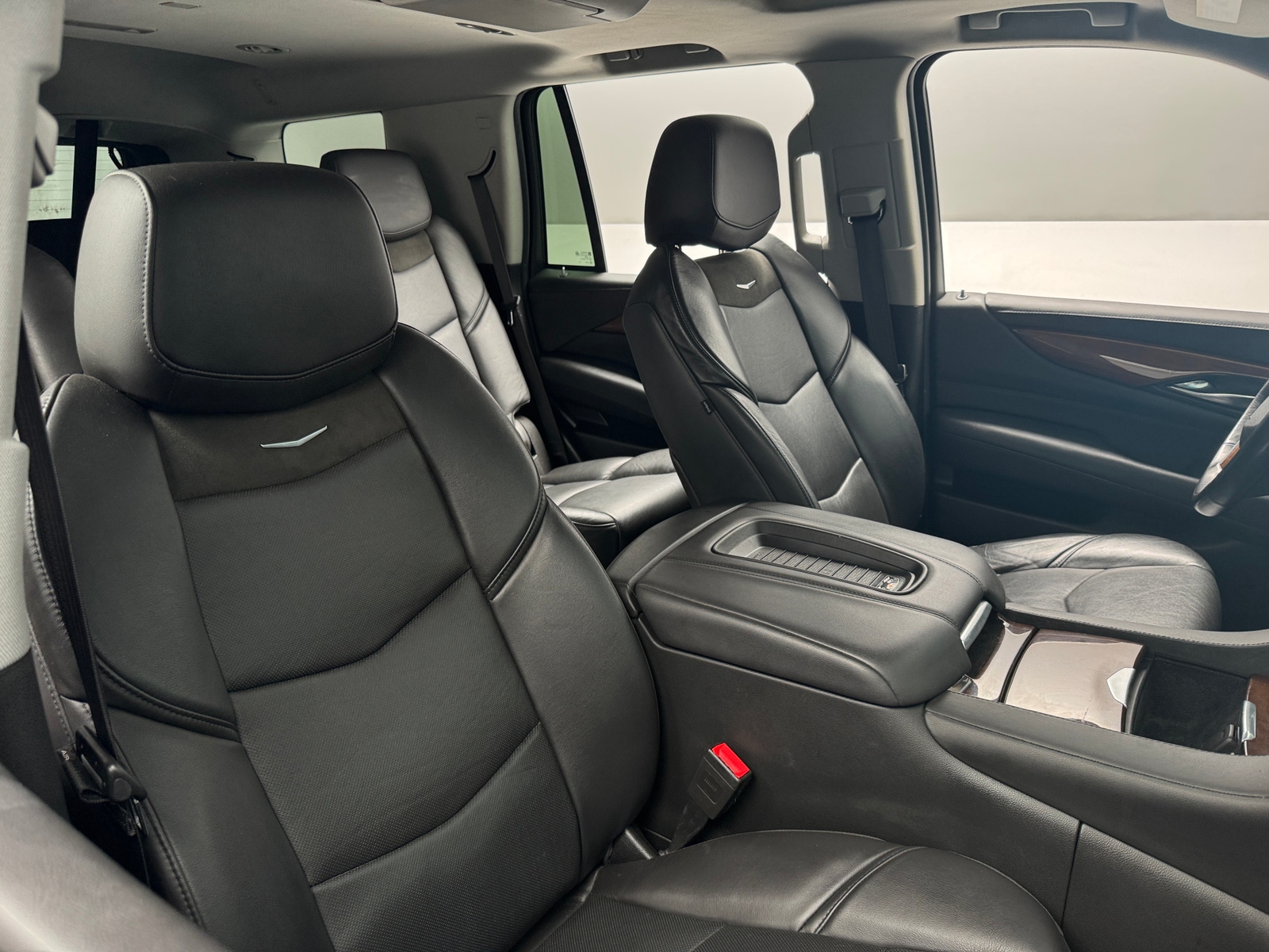 Thumbnail: 2019 Cadillac Escalade - 2