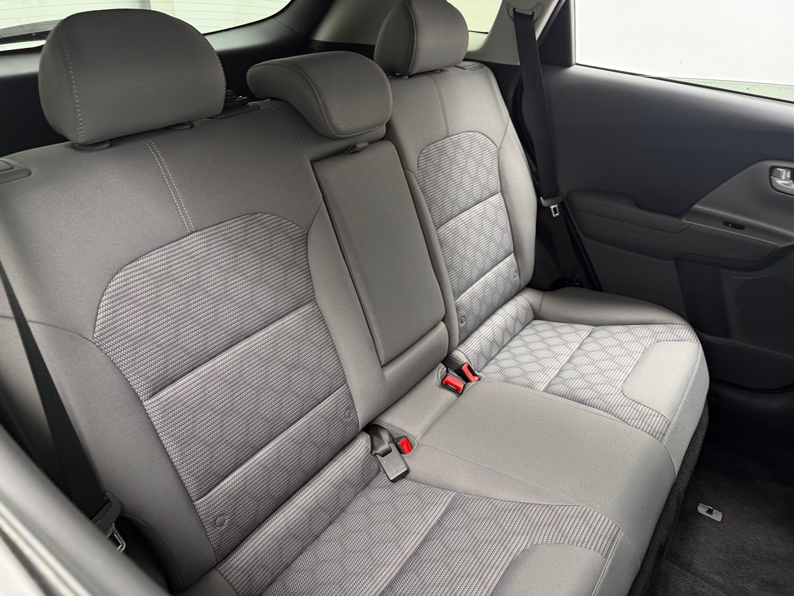 Thumbnail: 2018 Kia Niro - 6