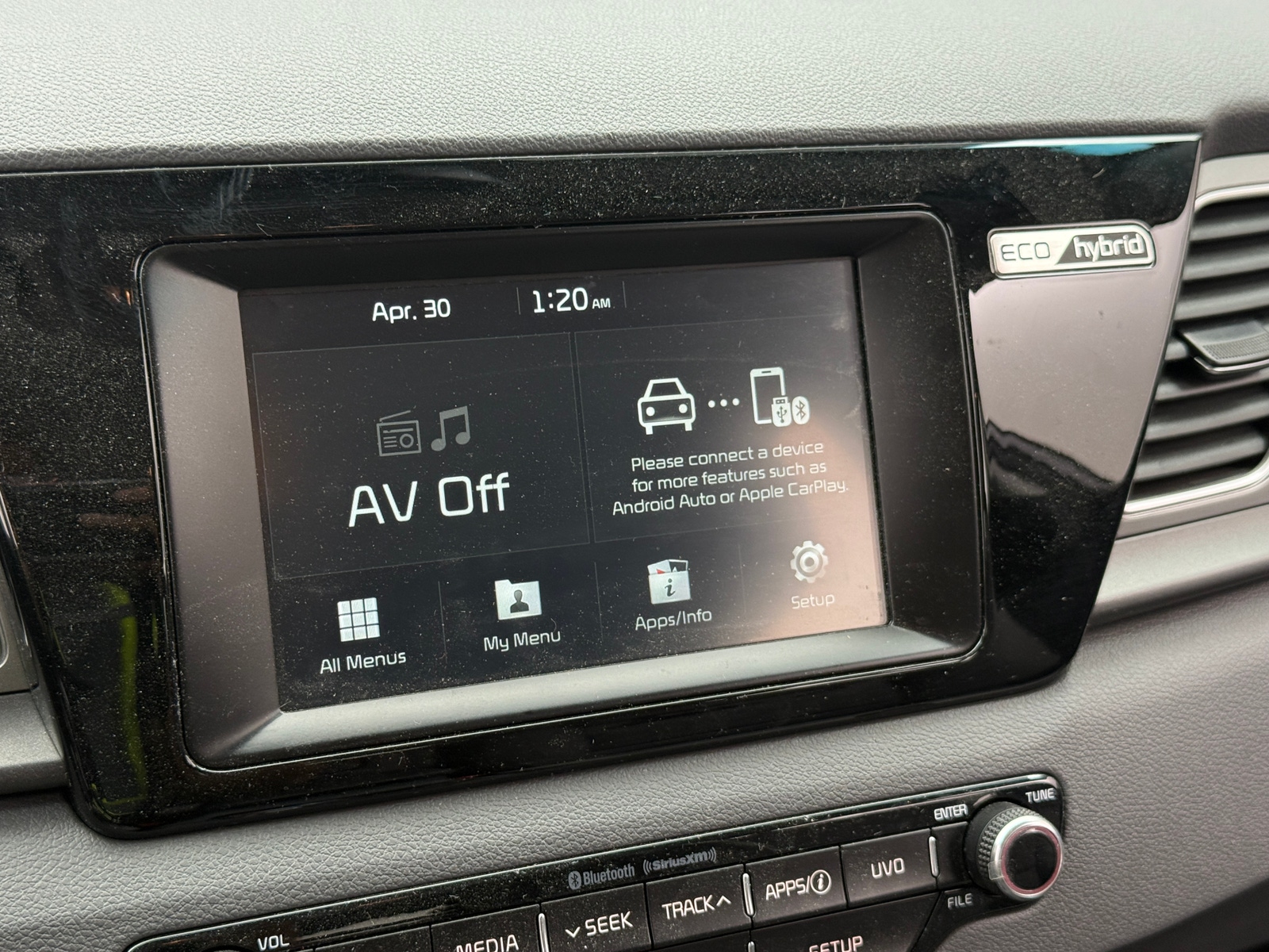 Thumbnail: 2018 Kia Niro - 4