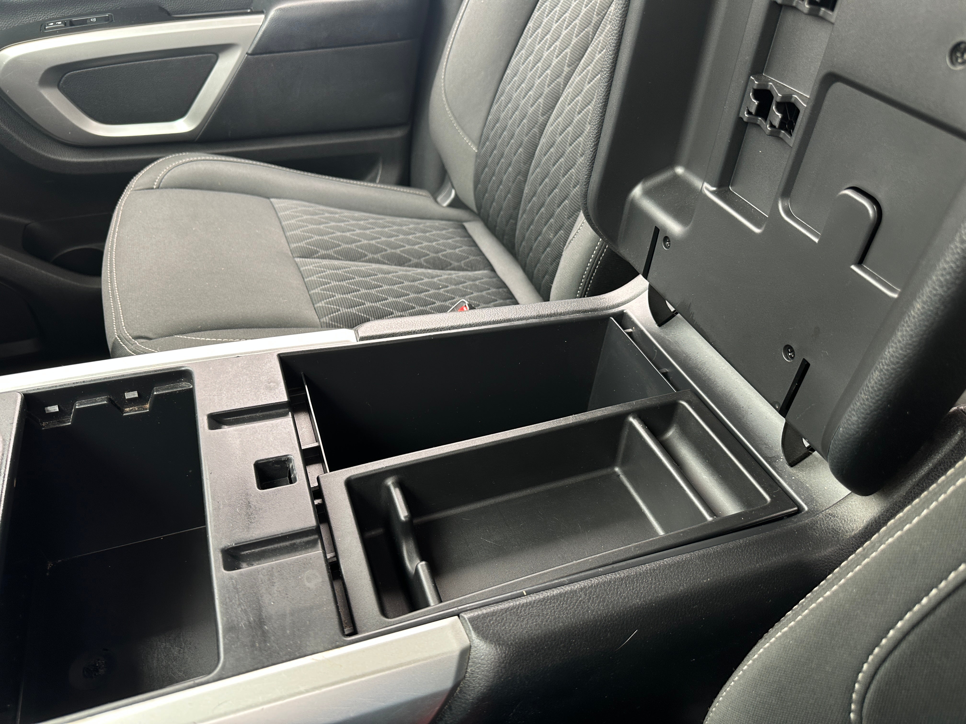 2018 Nissan Titan XD SV - Photo 16