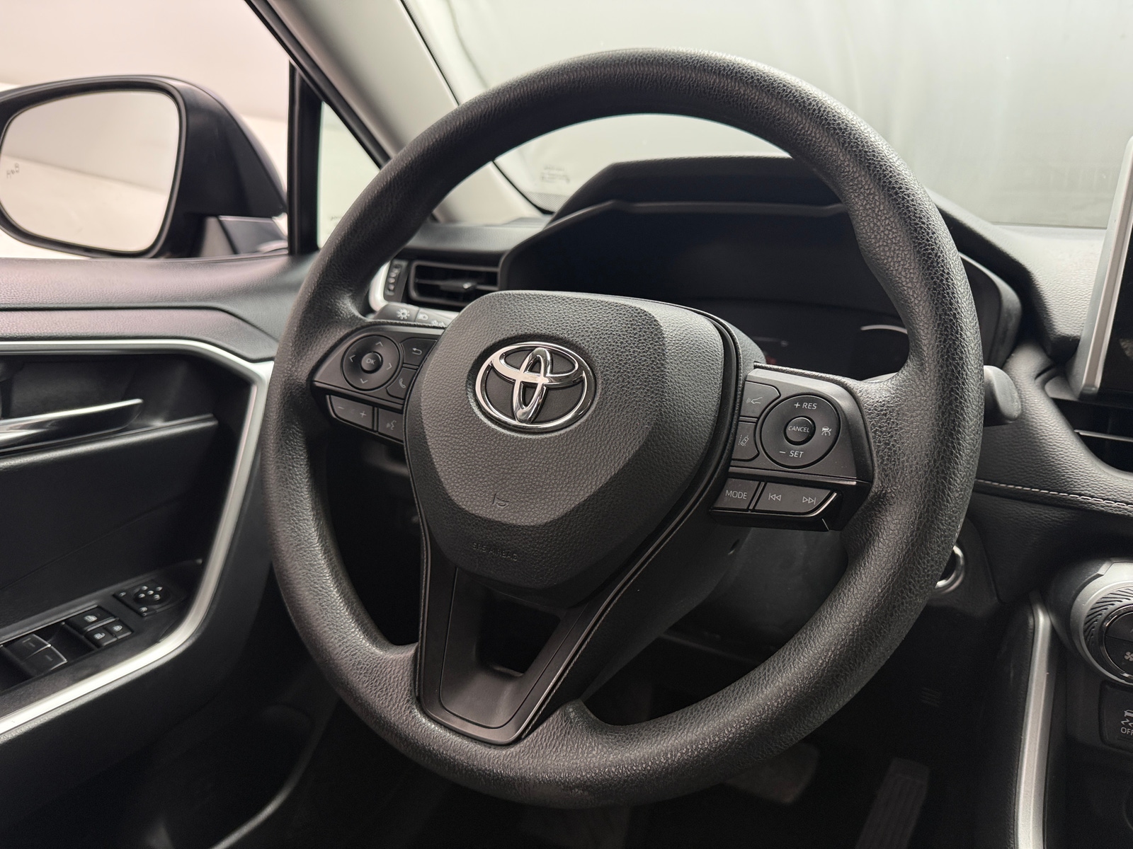 Thumbnail: 2024 Toyota RAV4 - 5