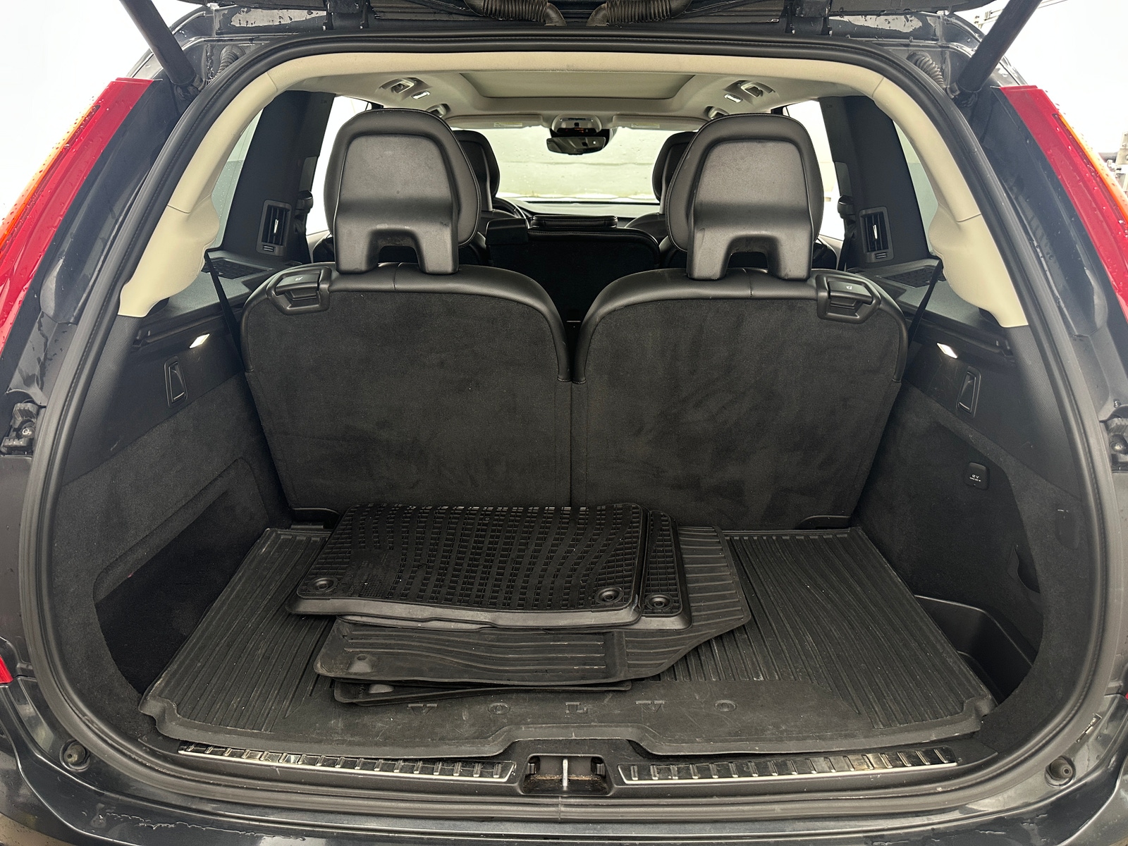 Thumbnail: 2021 Volvo XC90 - 6