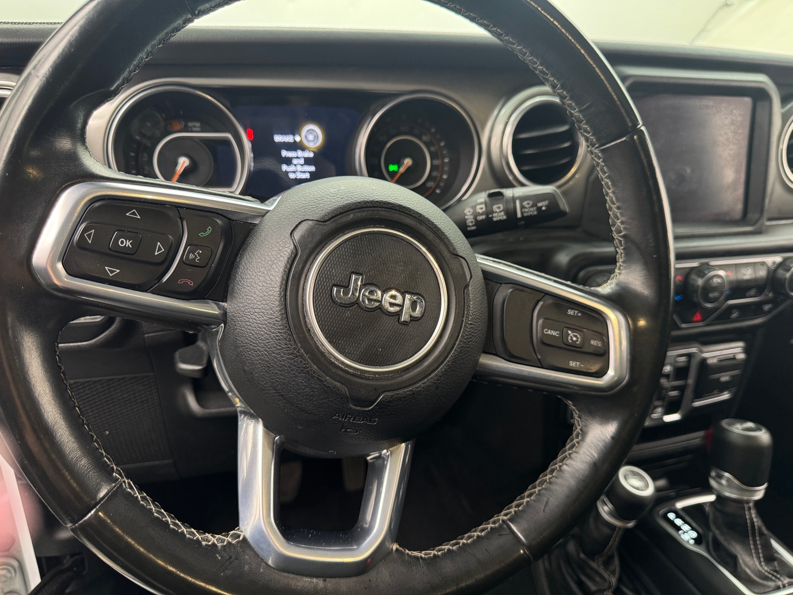 Thumbnail: 2019 Jeep Wrangler - 5